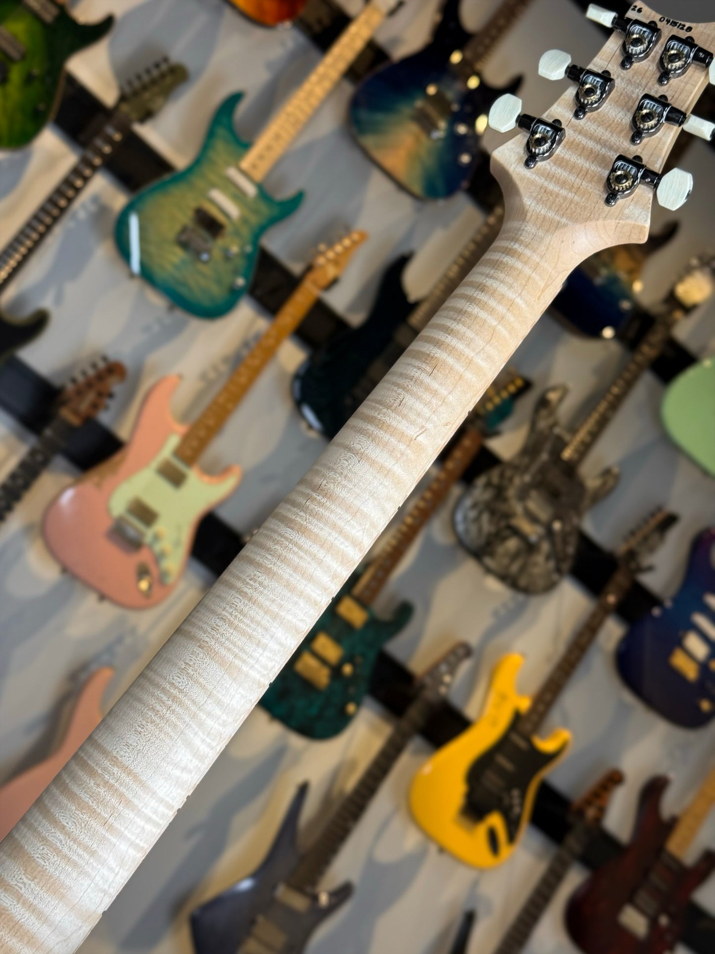 PRS DGT "Birds" Wood Library Sprayer's Choice | Fire Red/Red Sparkle