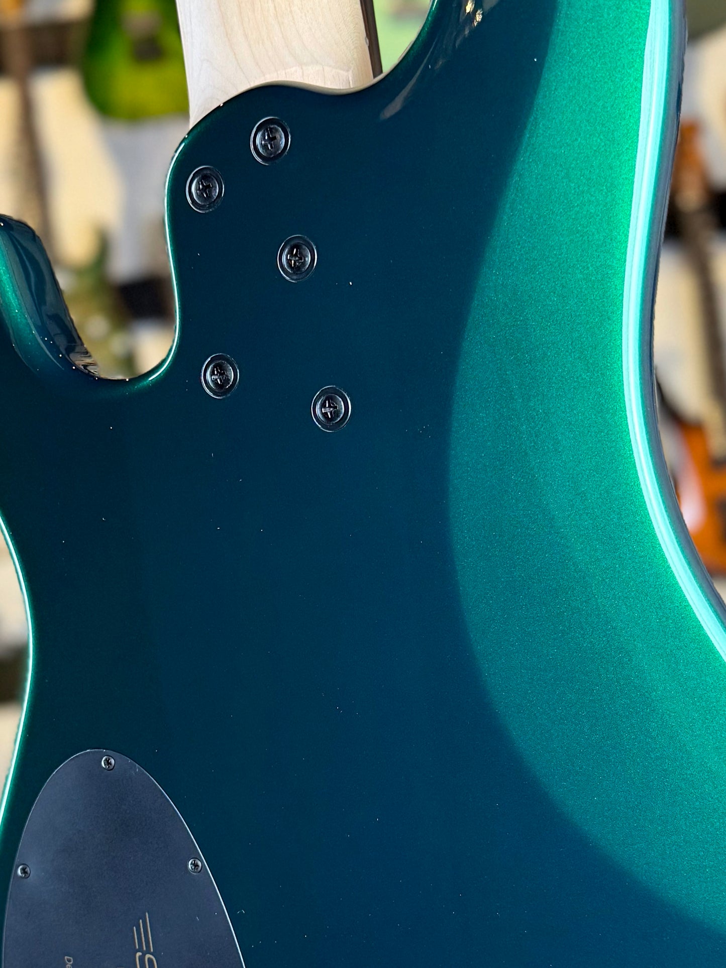 Dingwall Guitars SP1 5 String | Gloss Dark Candy Green