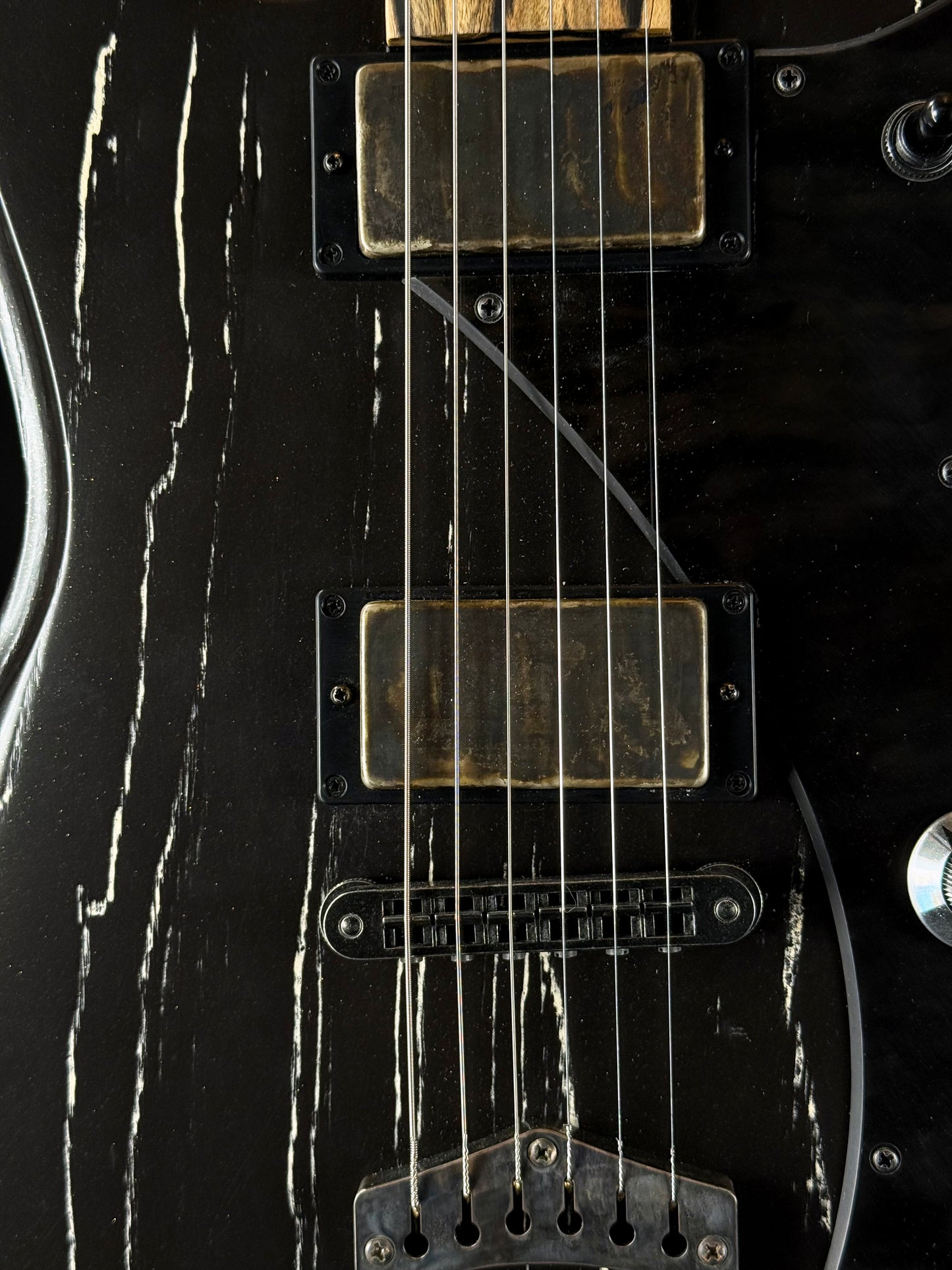 Dunable Gnarwhal USA Custom Shop | Black with Cream Pore Fill