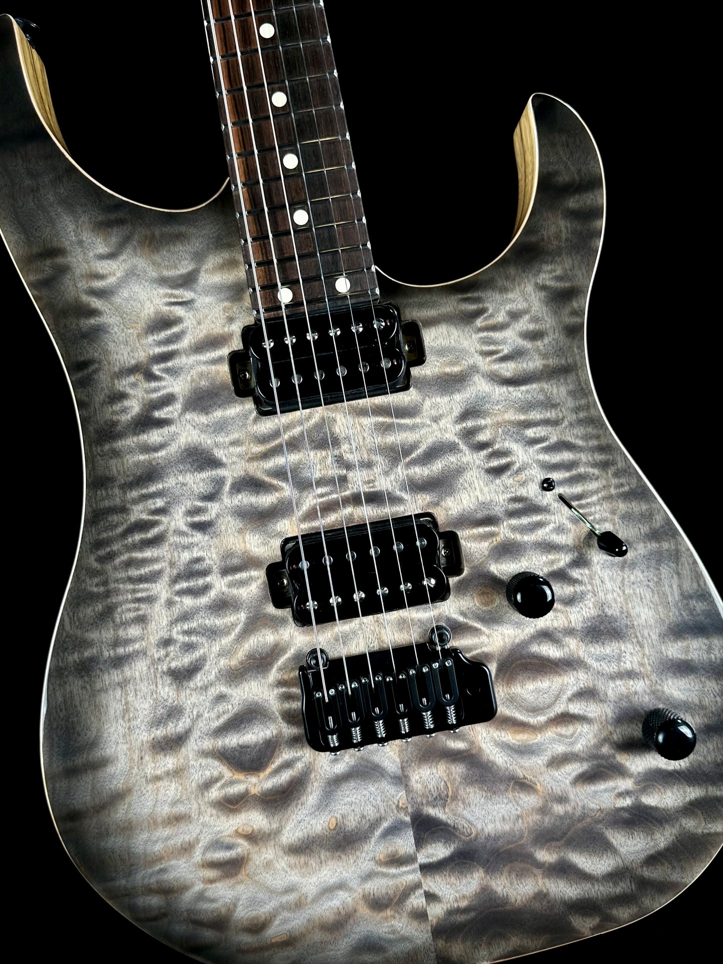 LSL Instruments XT4 Deluxe | Trans Charcoal Burst