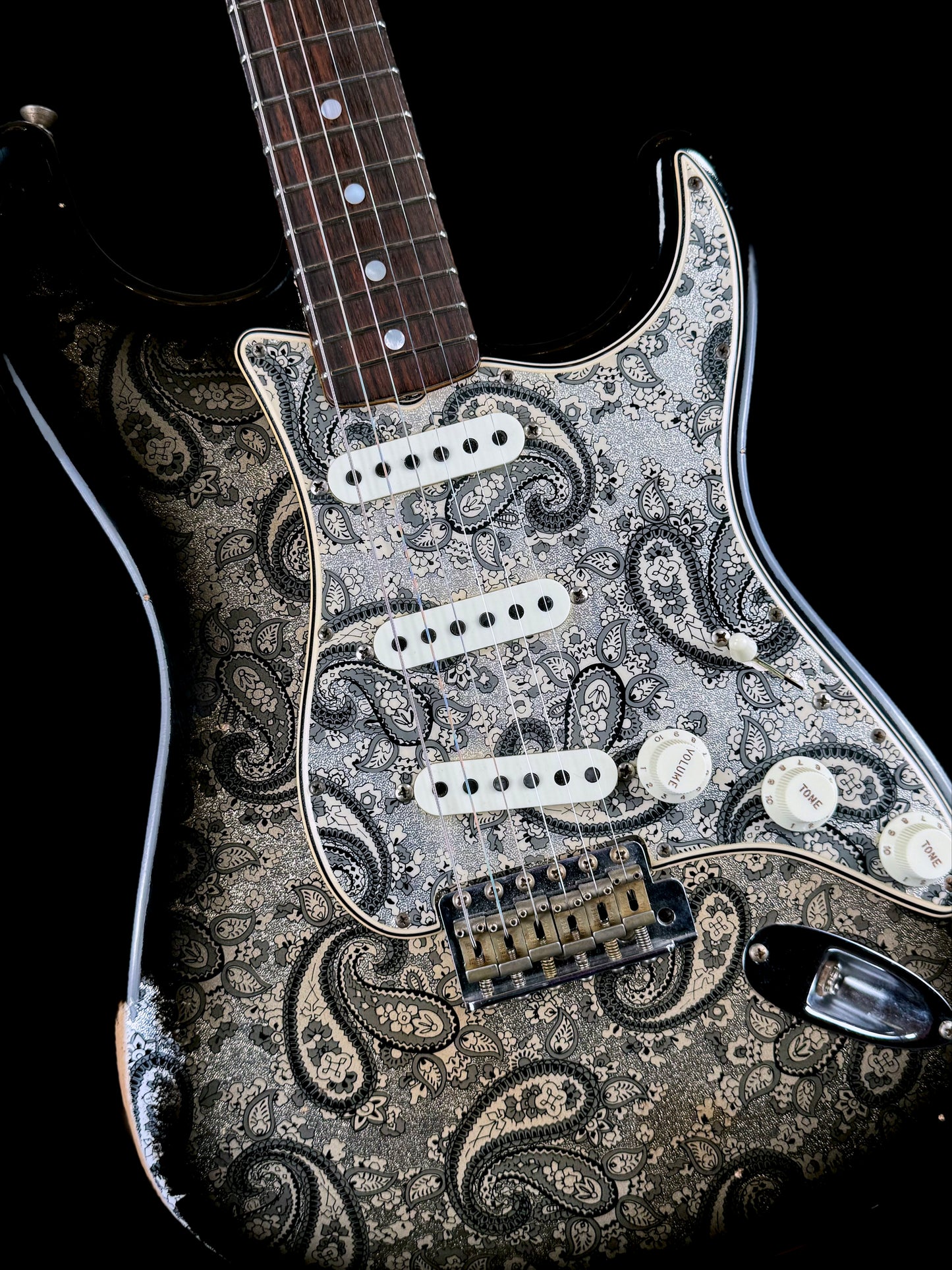 Fender Custom Shop 1969 Black Paisley Stratocaster Relic | Namm Limited Edition