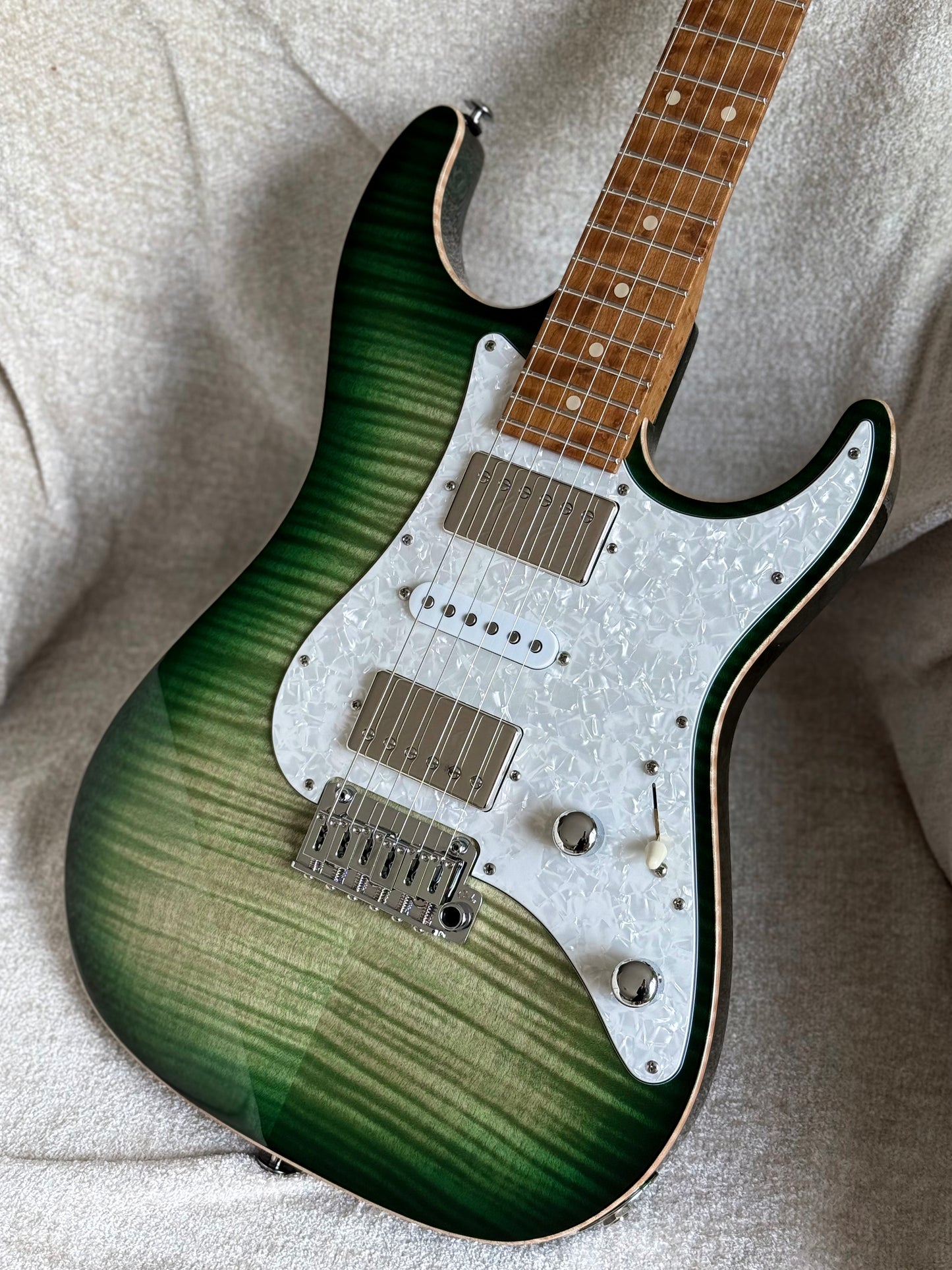 Suhr Standard Custom HSS | Faded Trans Green Burst