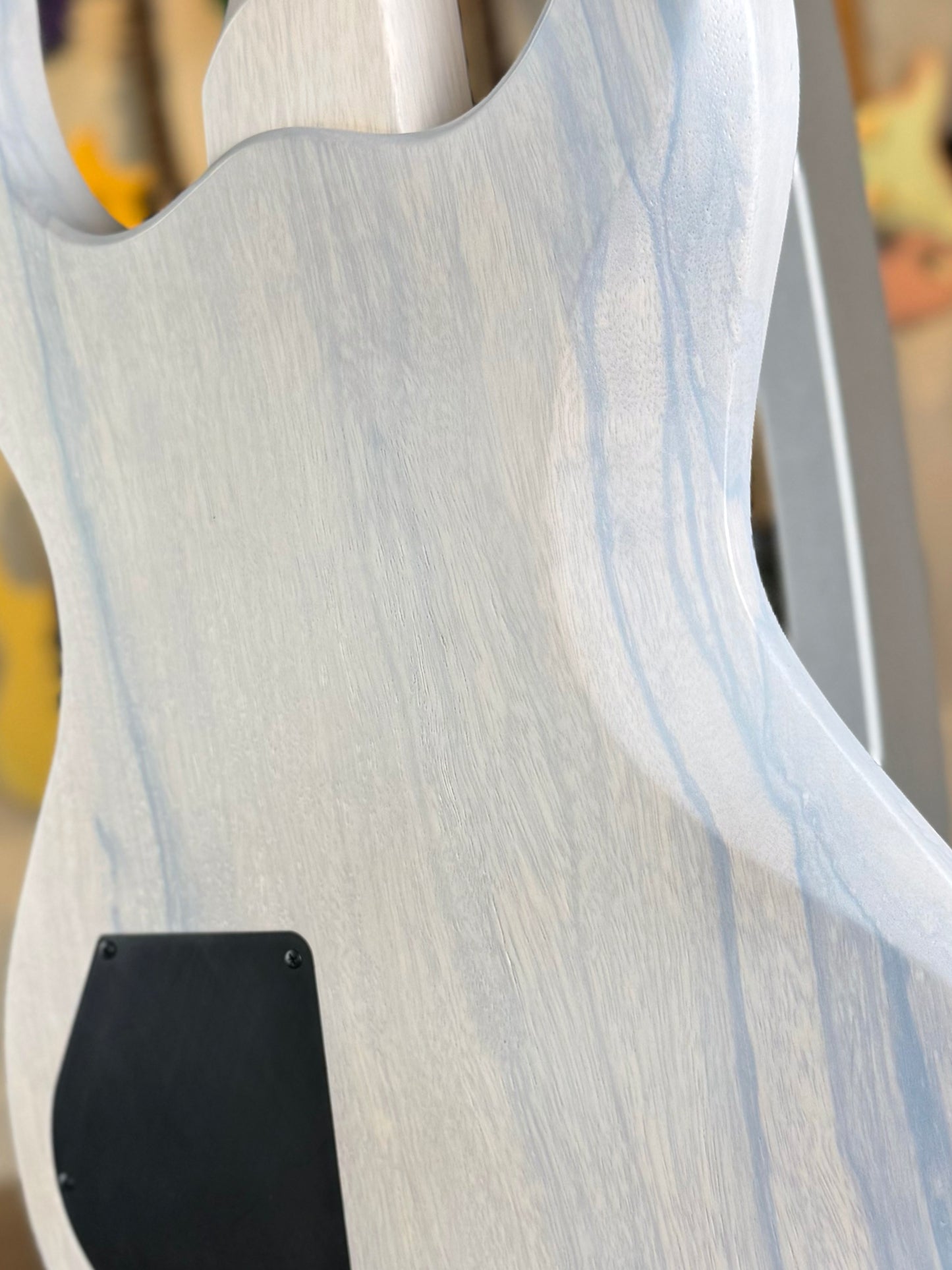 Dunable Gnarwhal 7 USA Custom Shop | Trans White