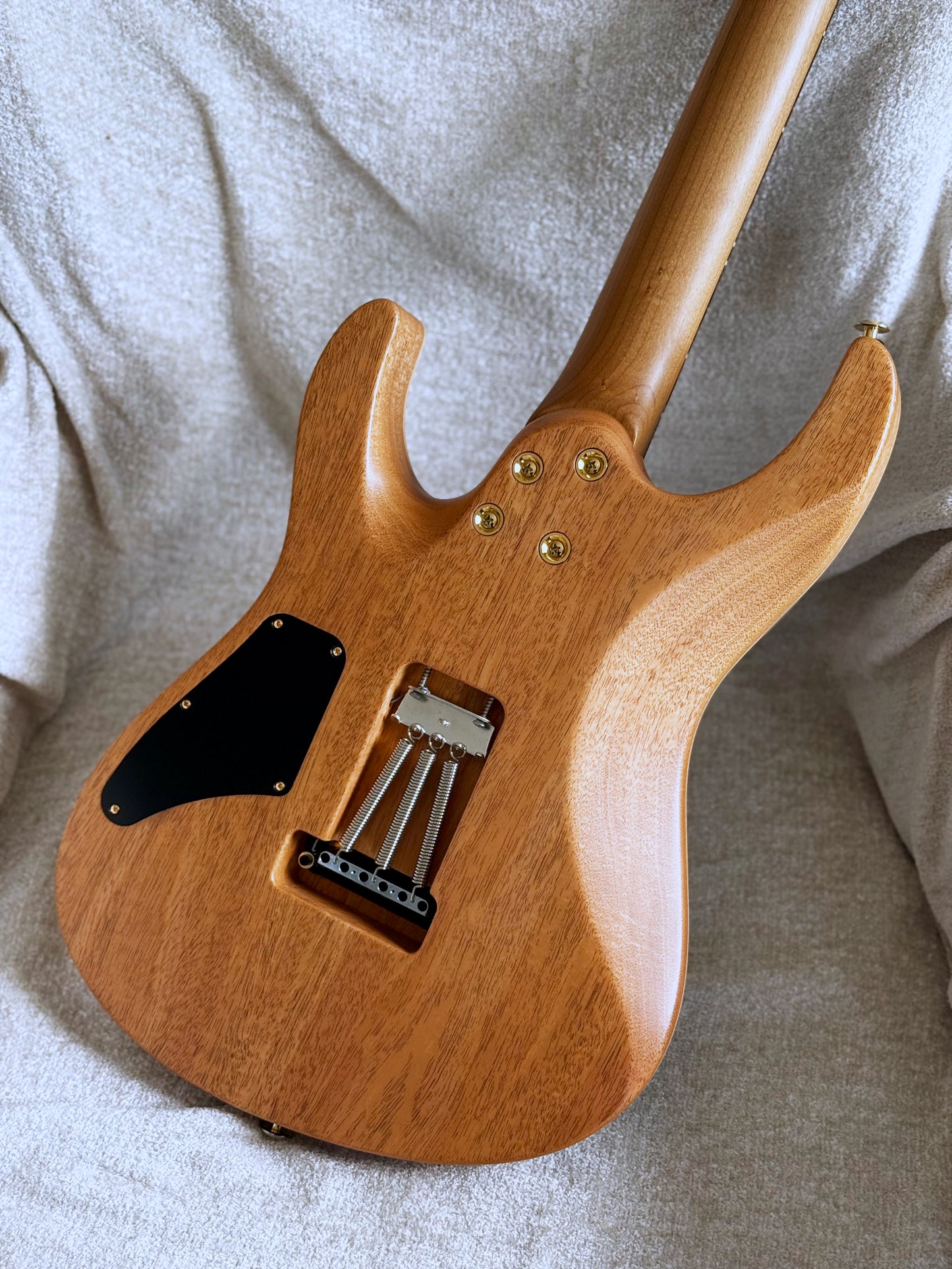 Suhr Andre Nieri Modern Signature Series | Black Satin