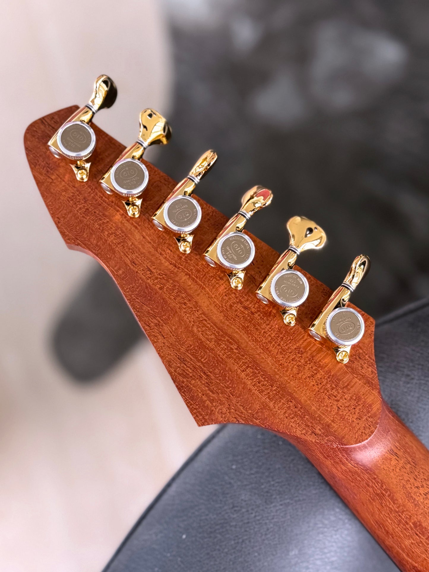 Barlow Guitars Eagle | Master Grade Quilted Maple Natural