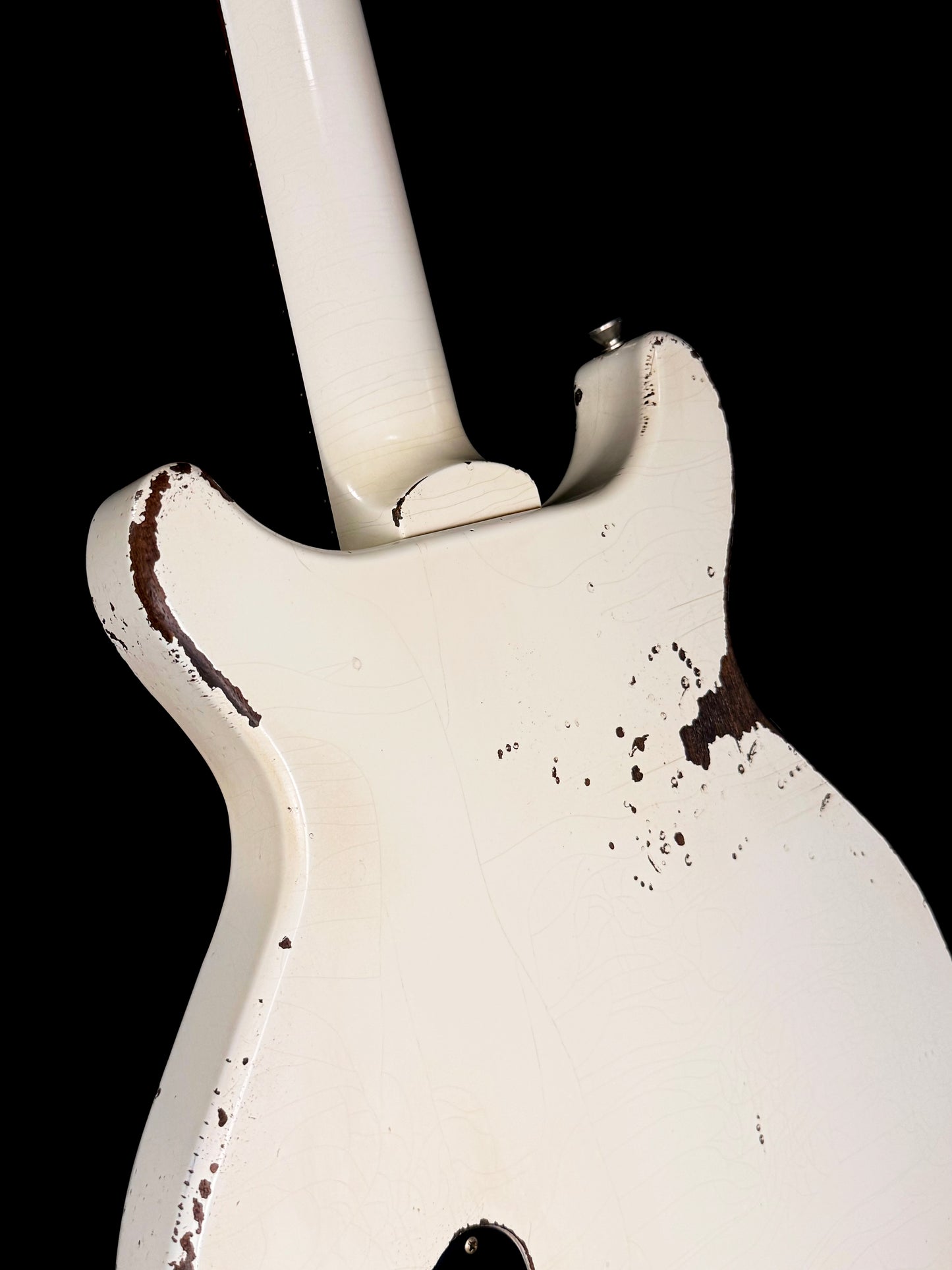 Rock N Roll Relics Thunders | Aged White