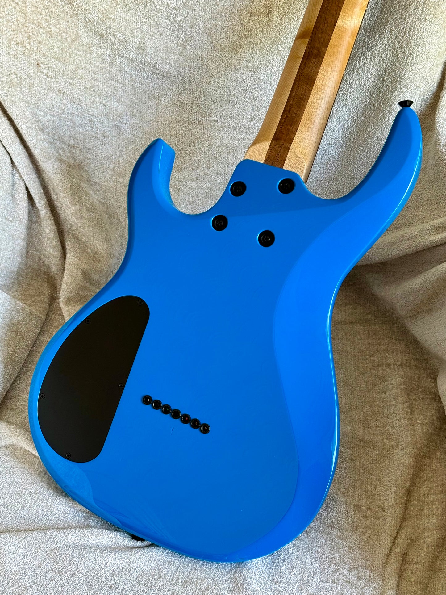 Kiesel Aries 7 Baritone | Grabber Blue