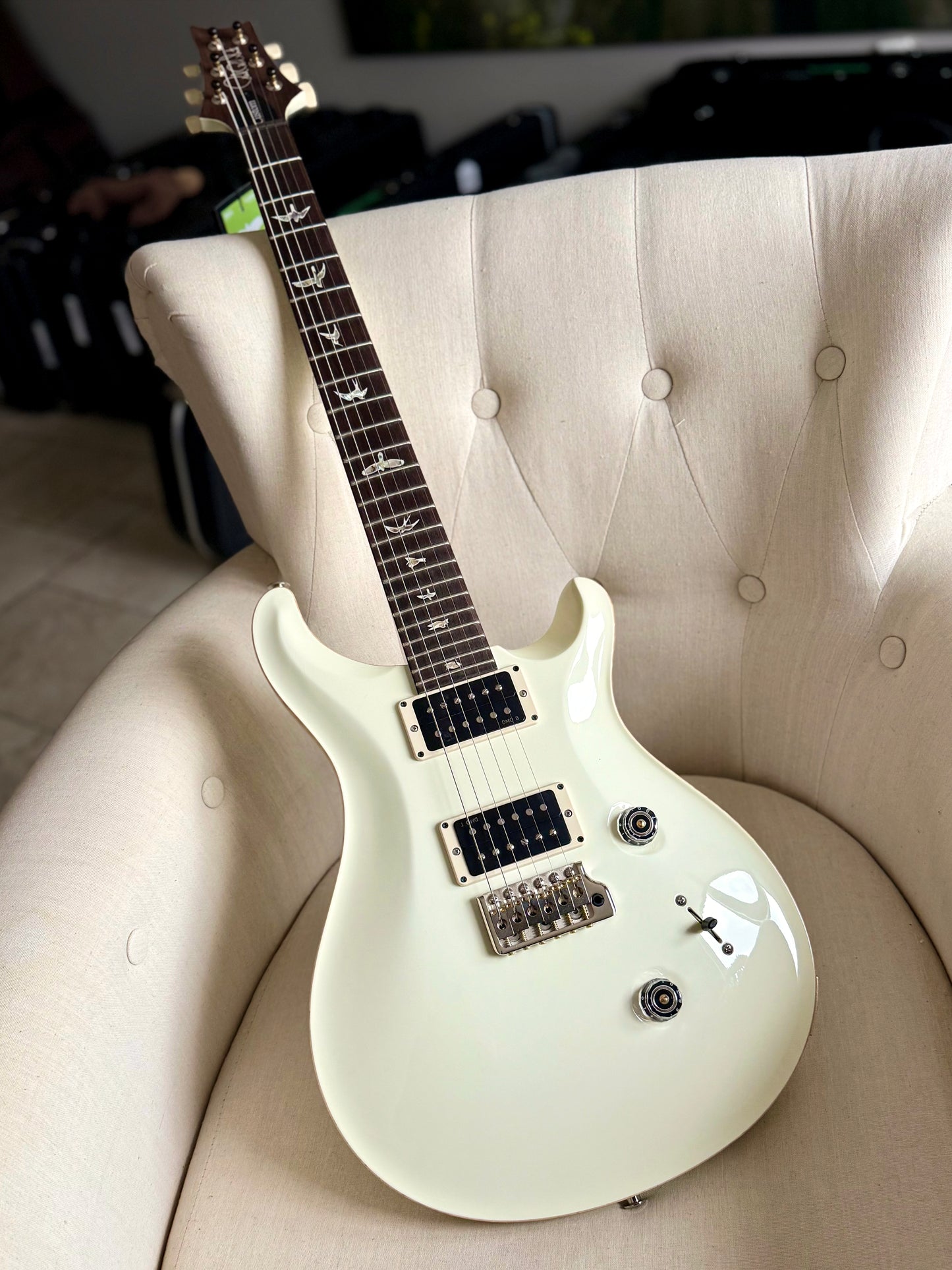 PRS Custom 24 | Antique White with Flame Maple Binding