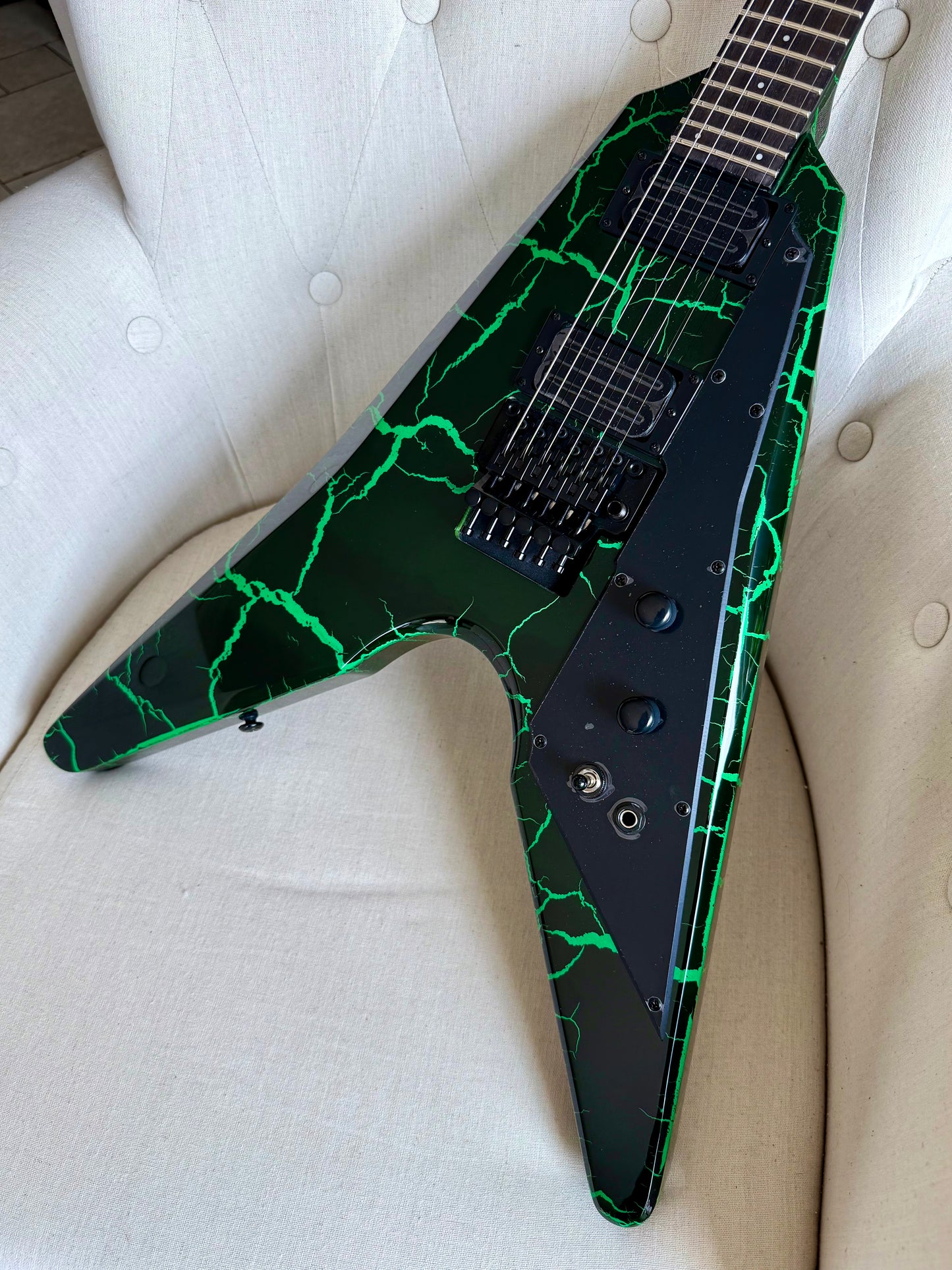 Dunable Asteroid DE | Black/Green Crackle