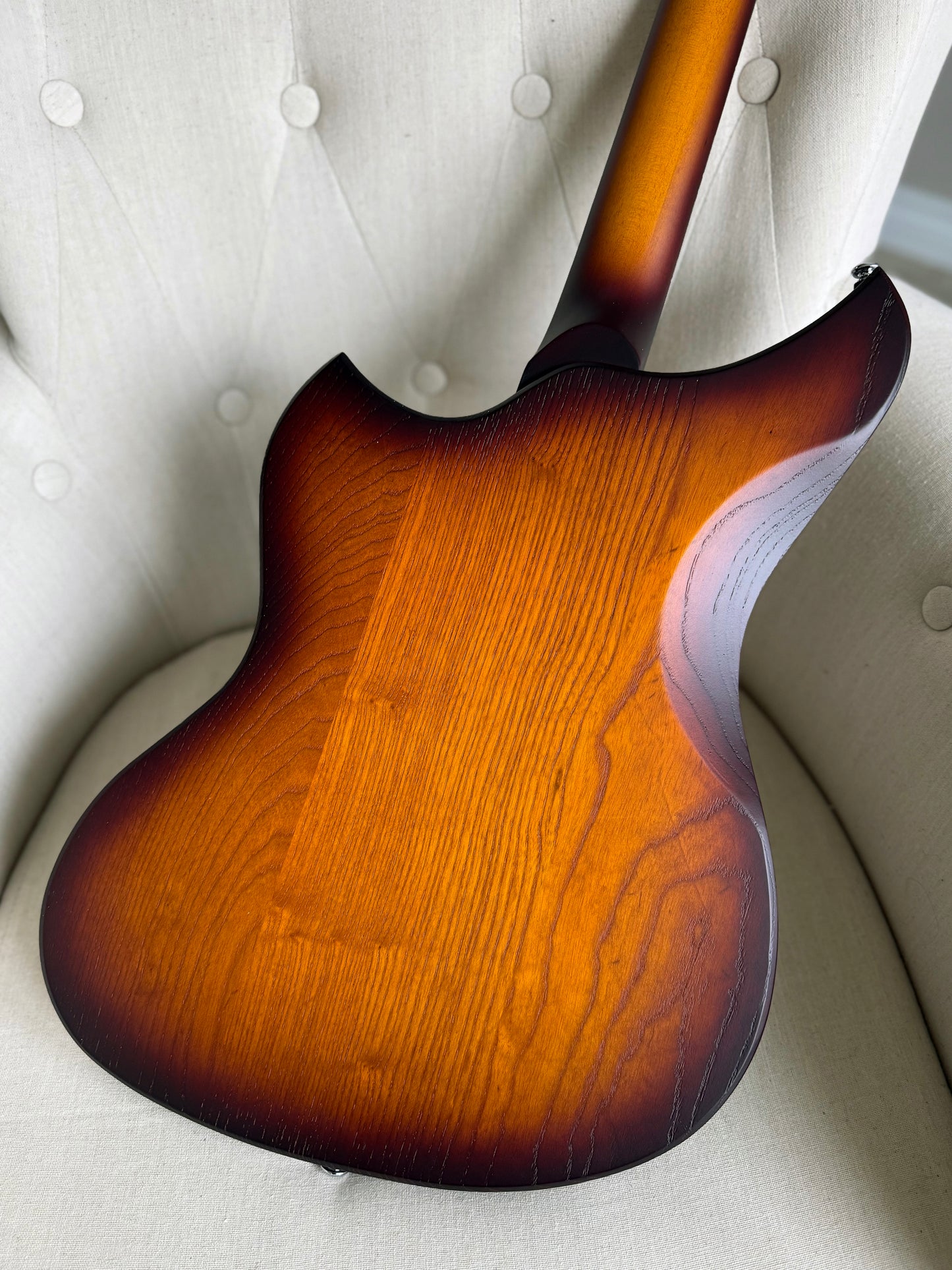 Dunable Yeti DE | Amber Tobacco Burst Swamp Ash
