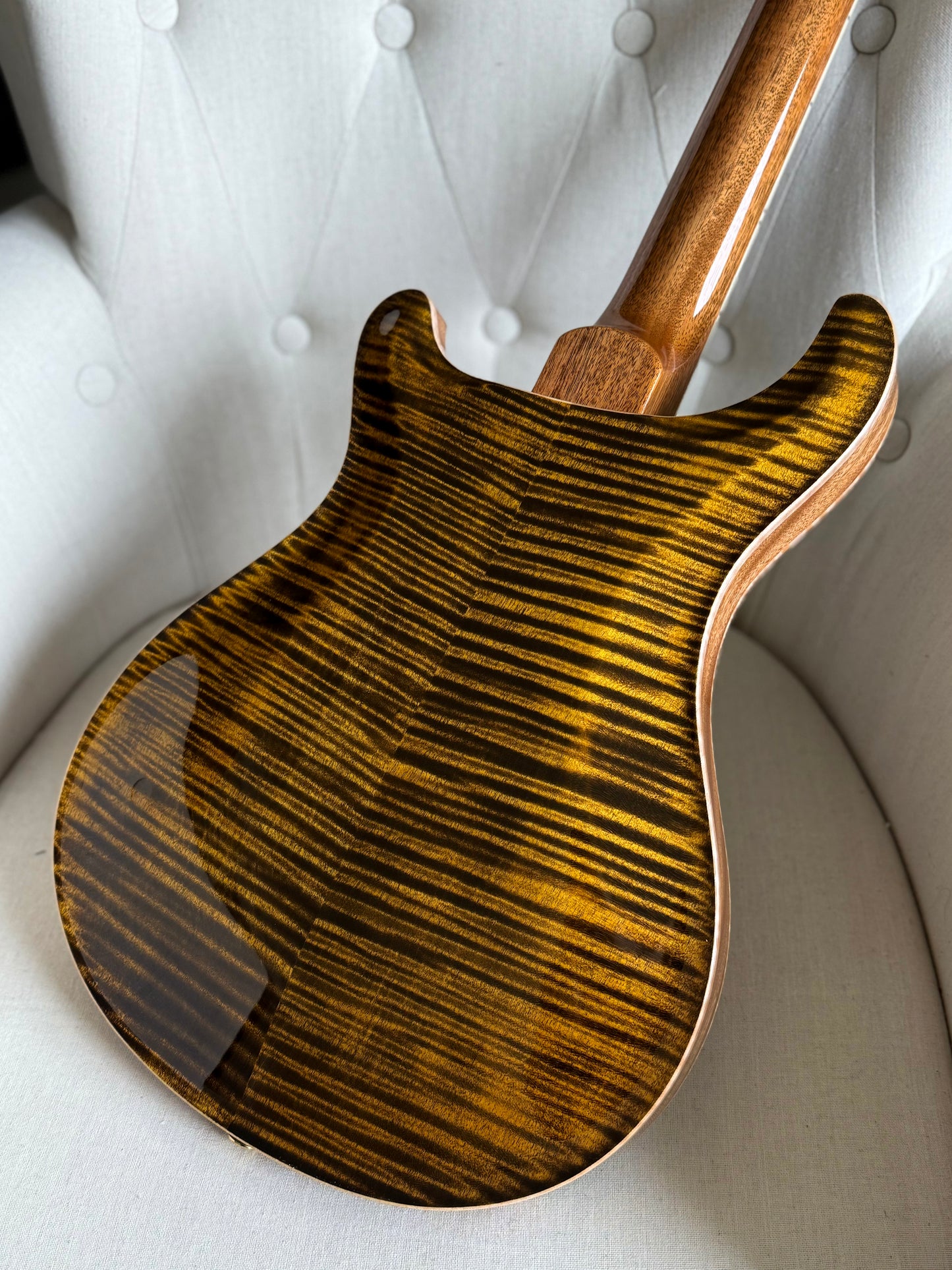 PRS McCarty 594 Hollowbody II "10 Top" | Yellow Tiger