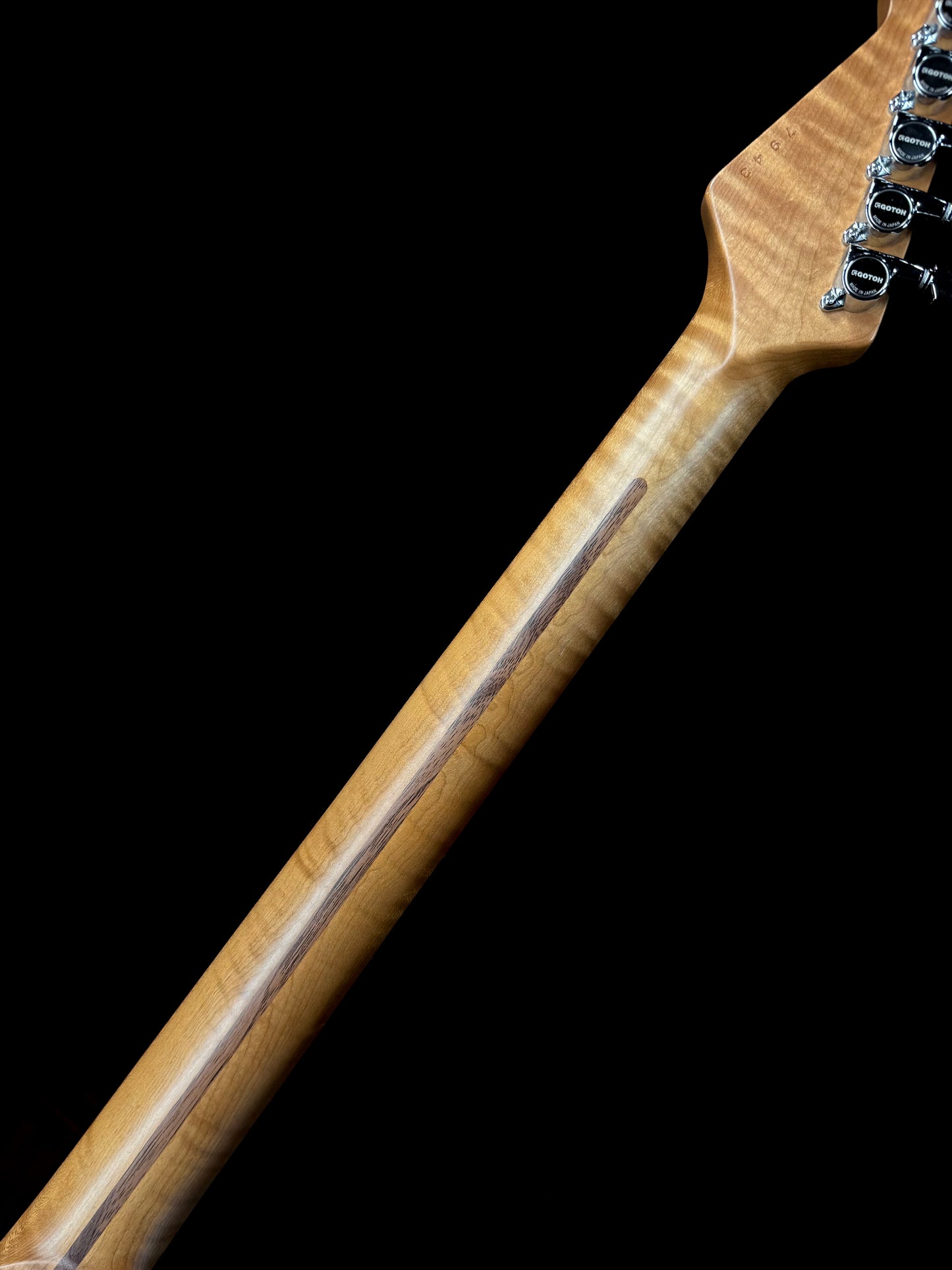 LSL Instruments Saticoy 24 One B | Satin Pelham Blue