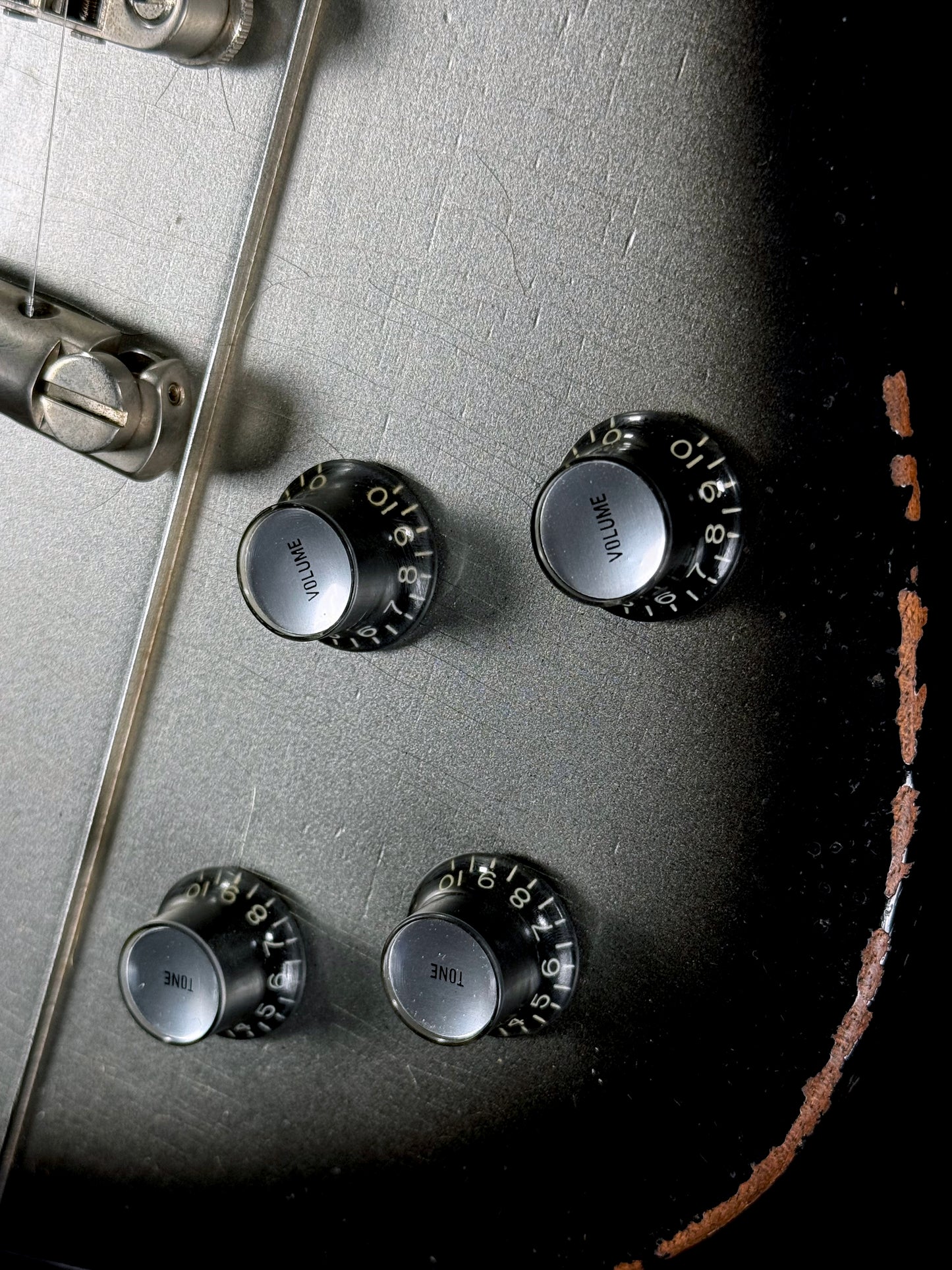 Rock N Roll Relics Revenge | Silver Burst