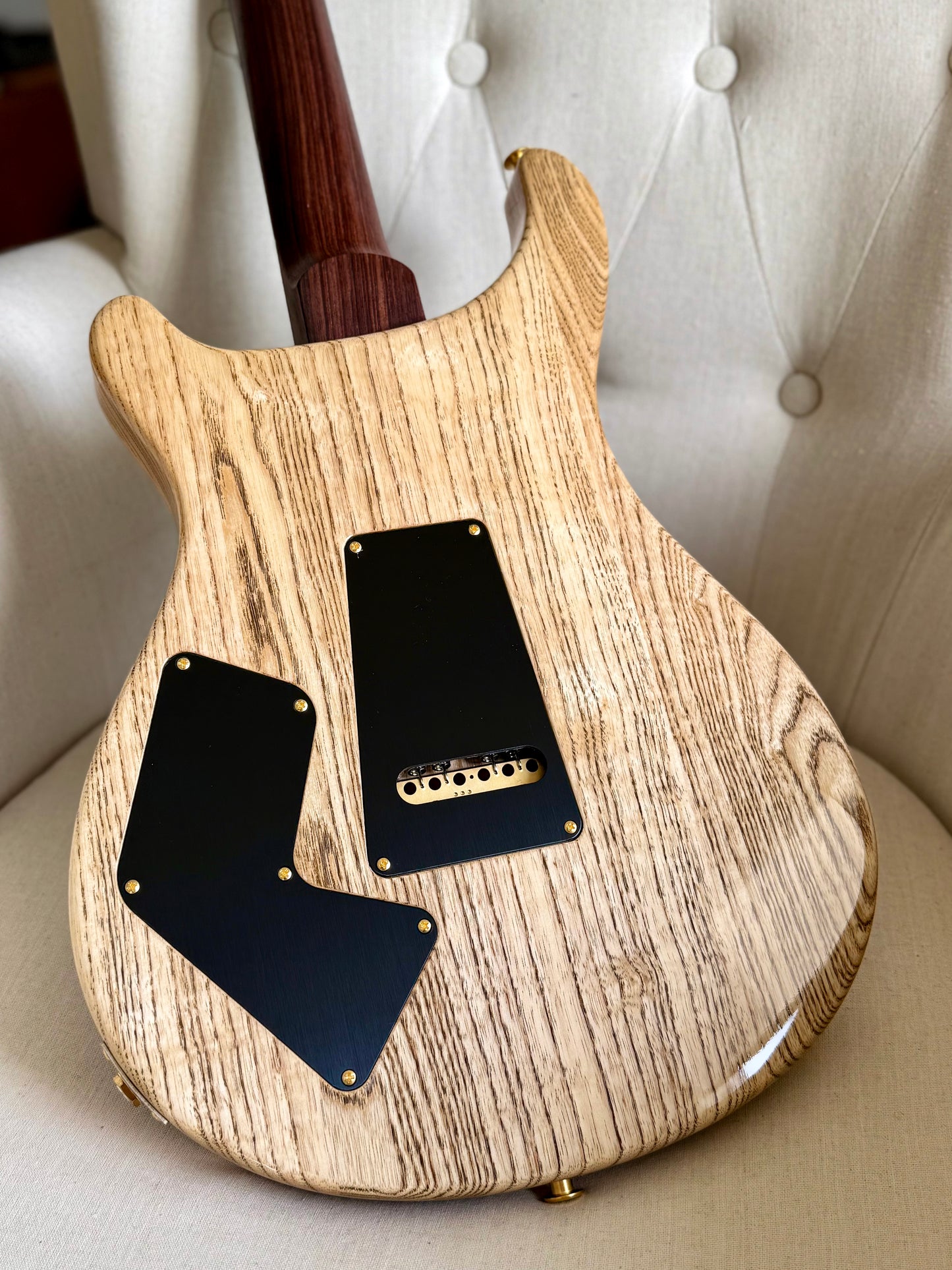 PRS Modern Eagle V "10 Top" Wood Library | Red Tiger