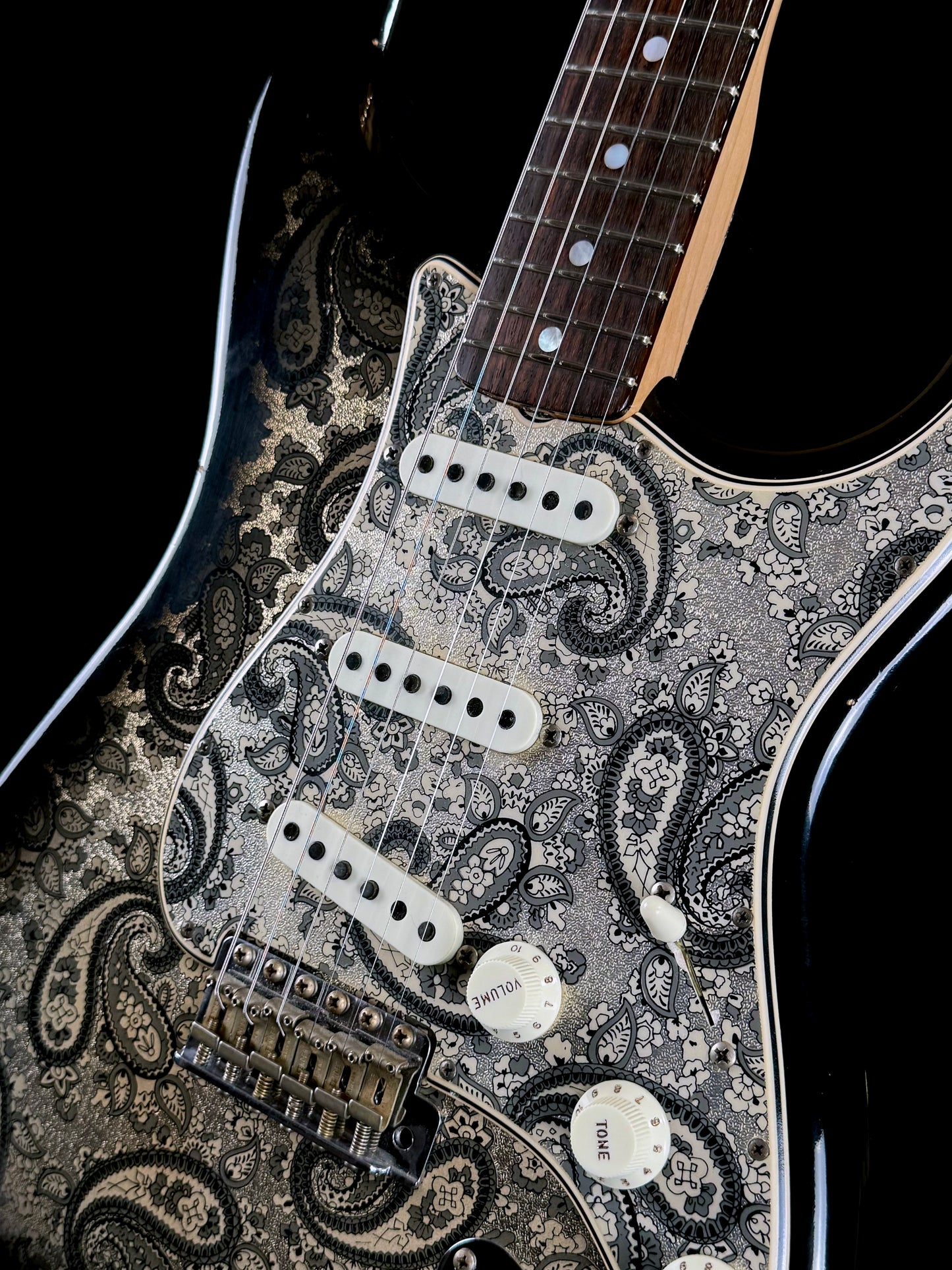 Fender Custom Shop 1969 Black Paisley Stratocaster Relic | Namm Limited Edition