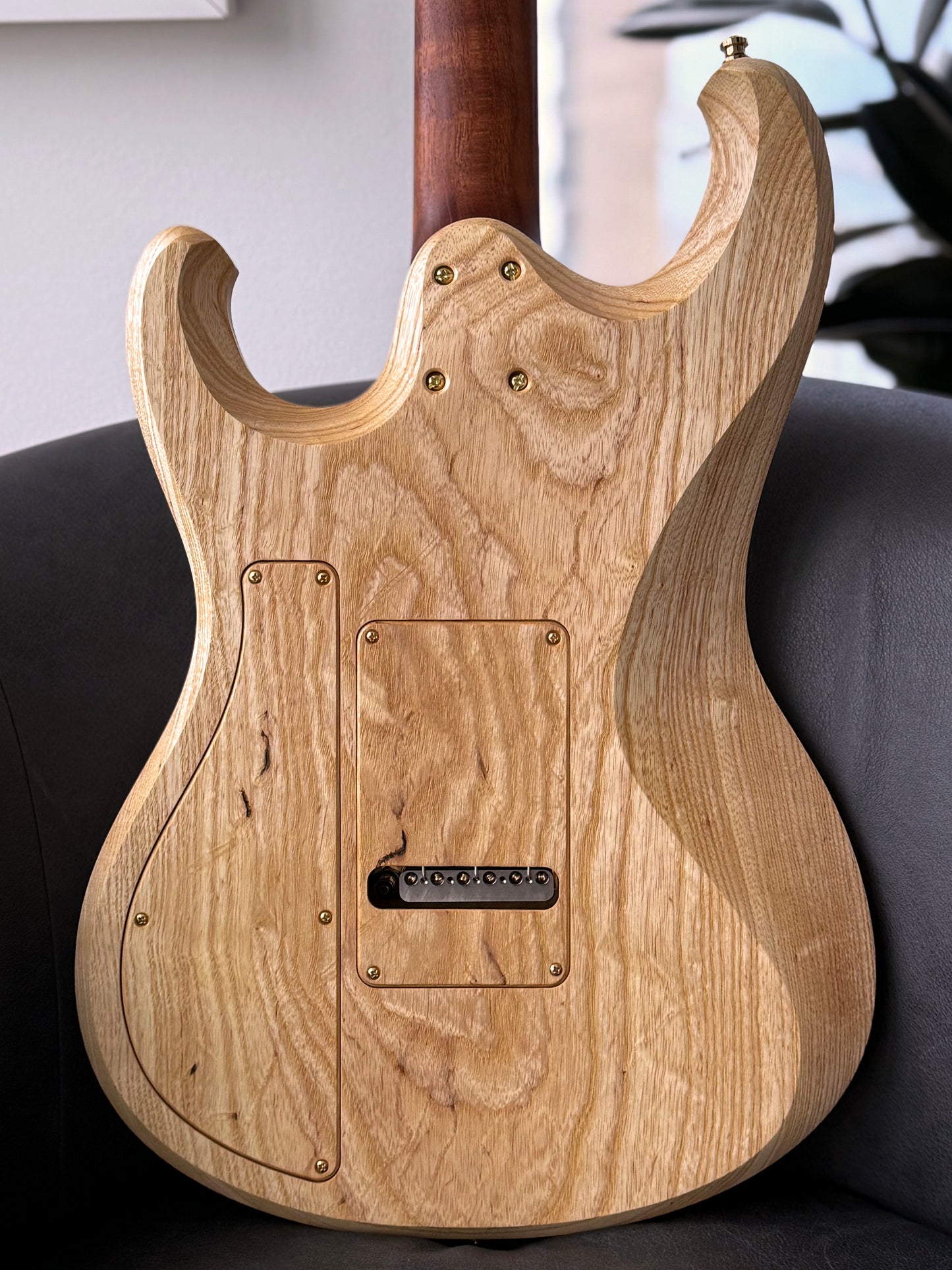 Barlow Guitars Eagle | Master Grade Quilted Maple Natural