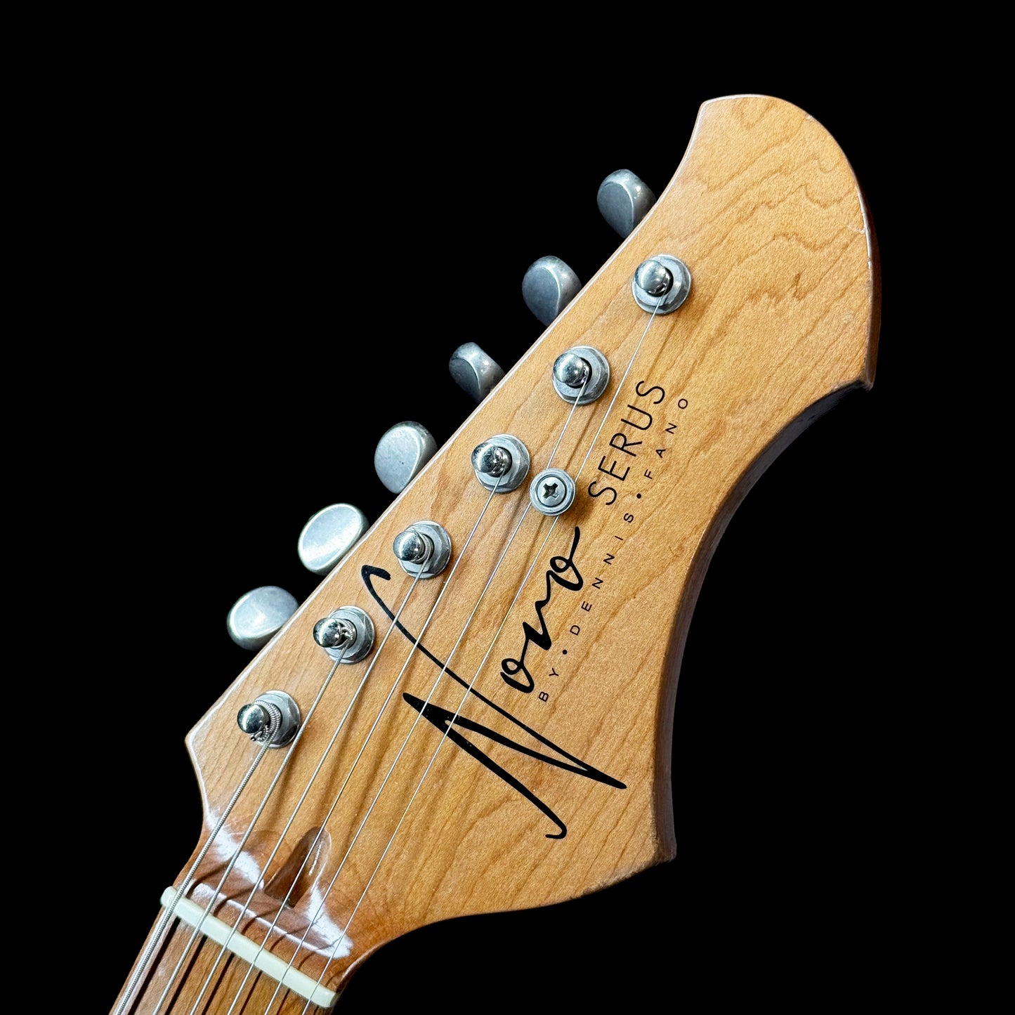 Novo Guitars Serus T LTD | Butterscotch Blonde