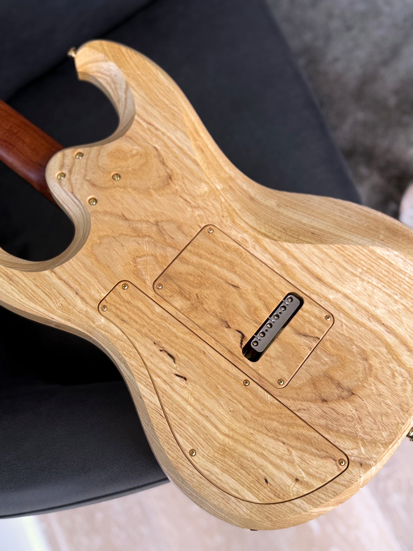 Barlow Guitars Eagle | Master Grade Quilted Maple Natural