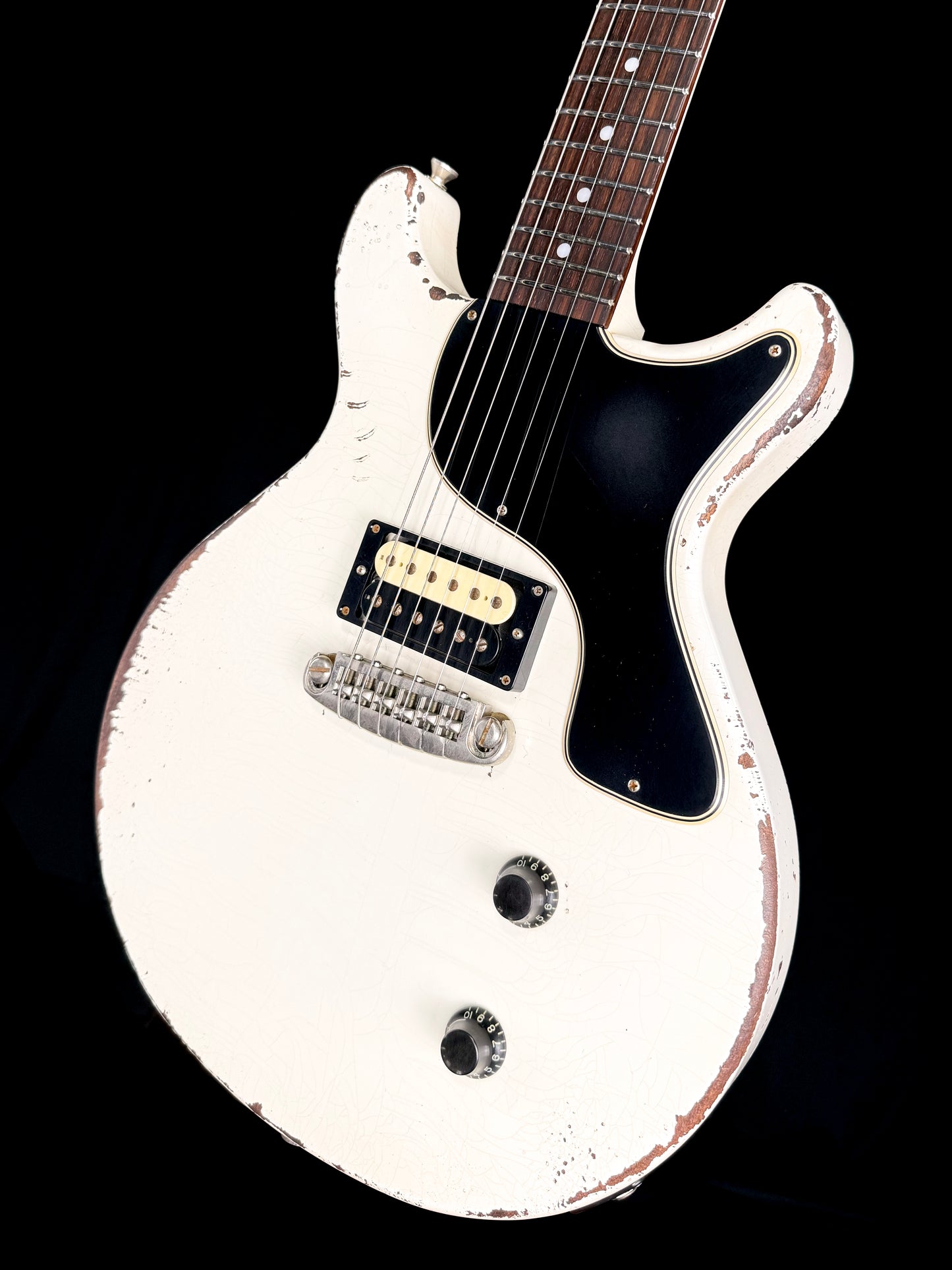 Rock N Roll Relics Thunders | Aged White