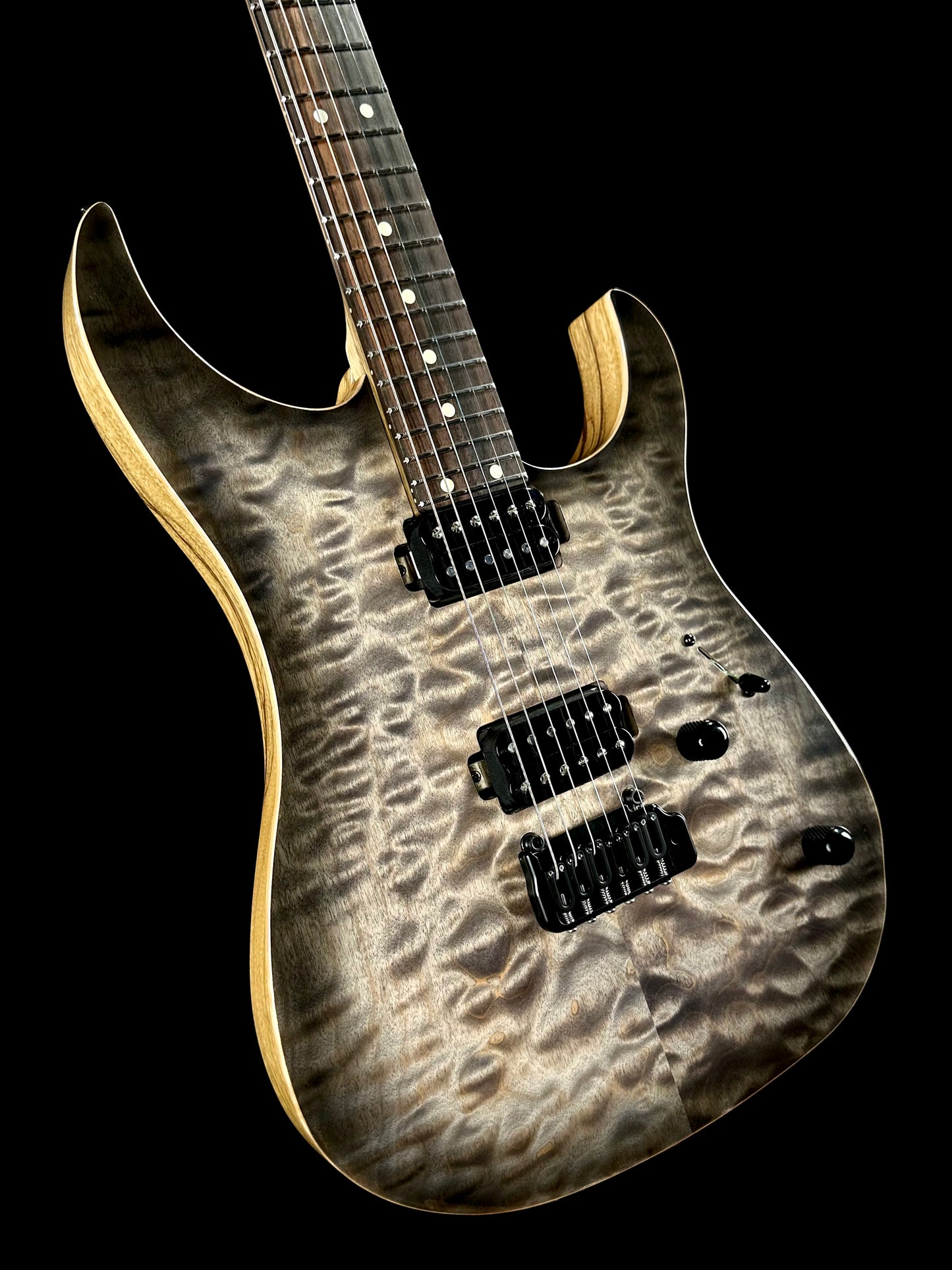 LSL Instruments XT4 Deluxe | Trans Charcoal Burst