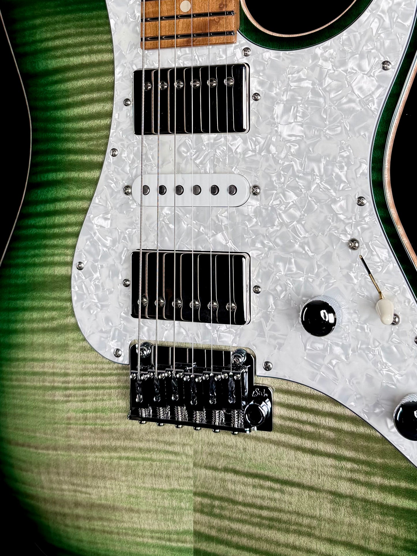 Suhr Standard Custom HSS | Faded Trans Green Burst