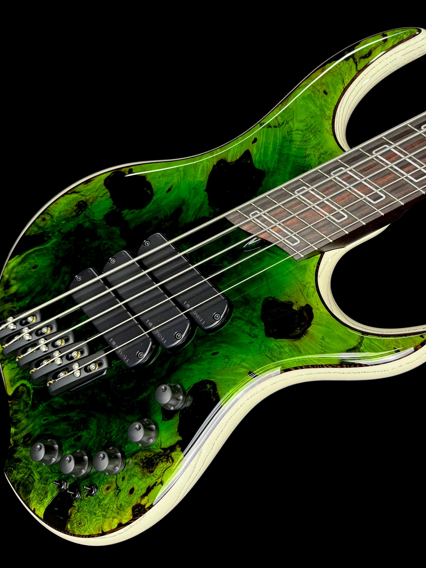 Dingwall Guitars Custom Shop Z3 5 String | Trans Green Reverse Burst