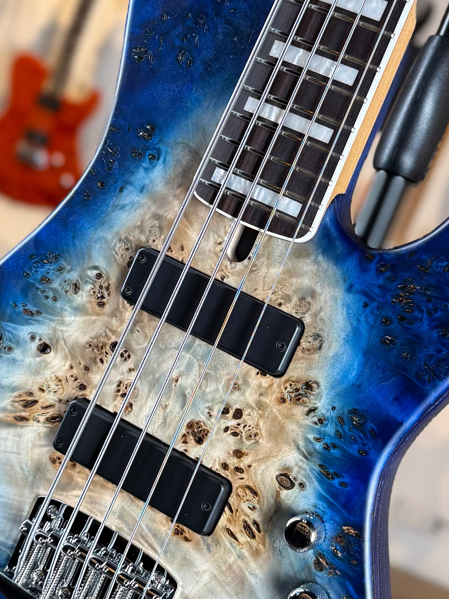 Mayones Jabba Mala Due 5 Federico Malaman Signature 5 String | Natural Fade Blue Burst Out