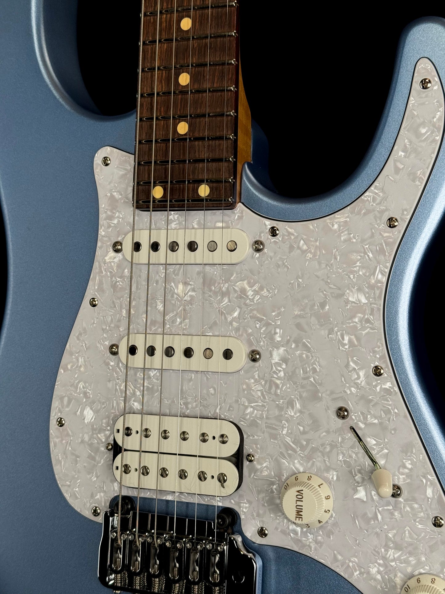 LSL Instruments Saticoy 24 One B | Satin Pelham Blue