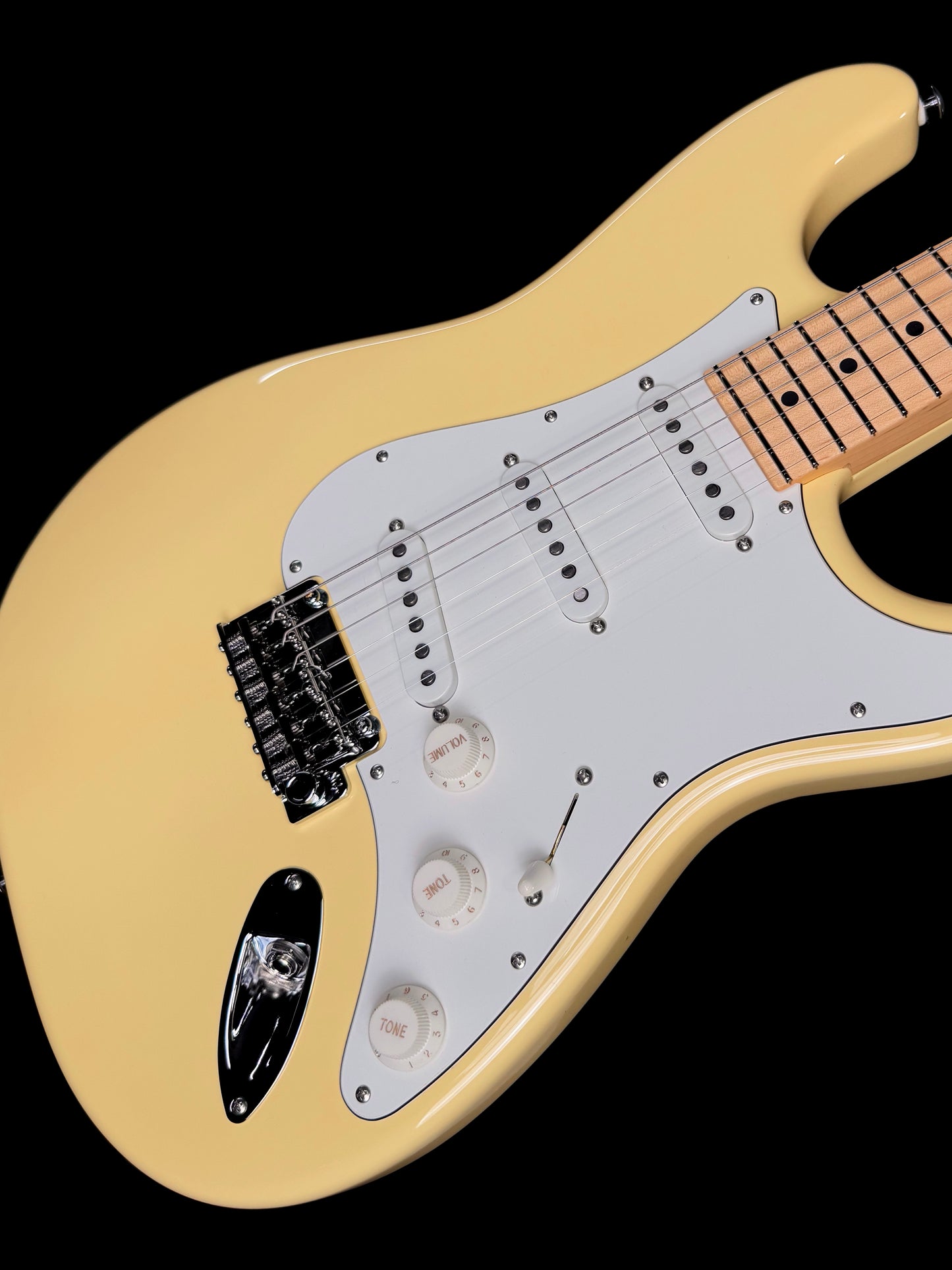 Suhr Classic S | Vintage Yellow