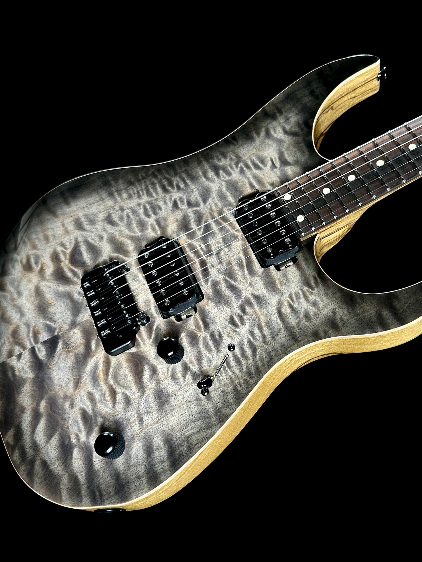 LSL Instruments XT4 Deluxe | Trans Charcoal Burst
