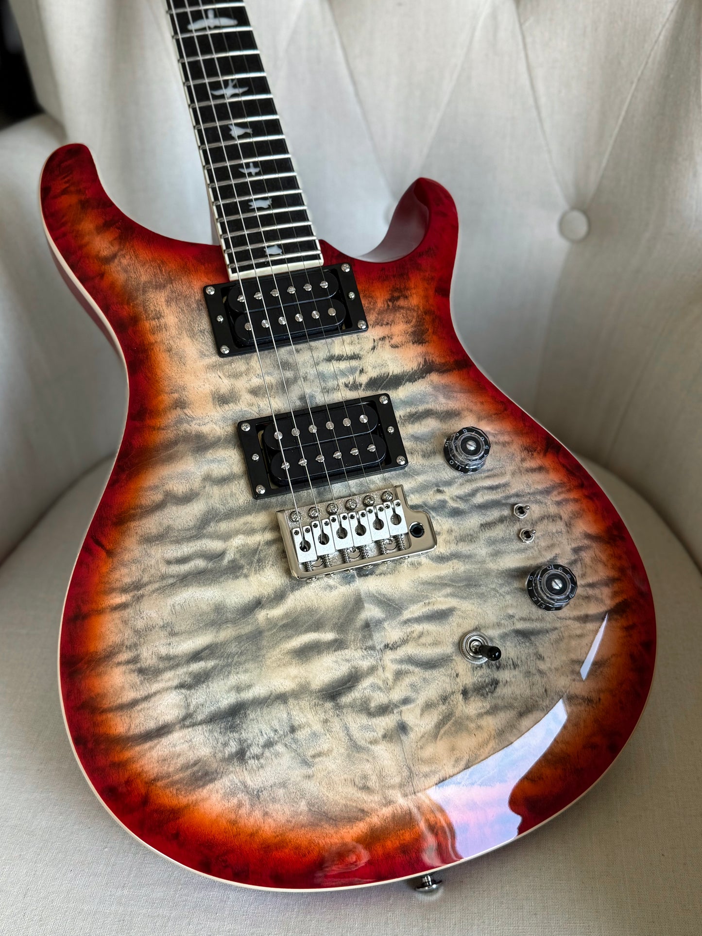 PRS SE Custom 24-08 Quilt | Charcoal Cherry Burst
