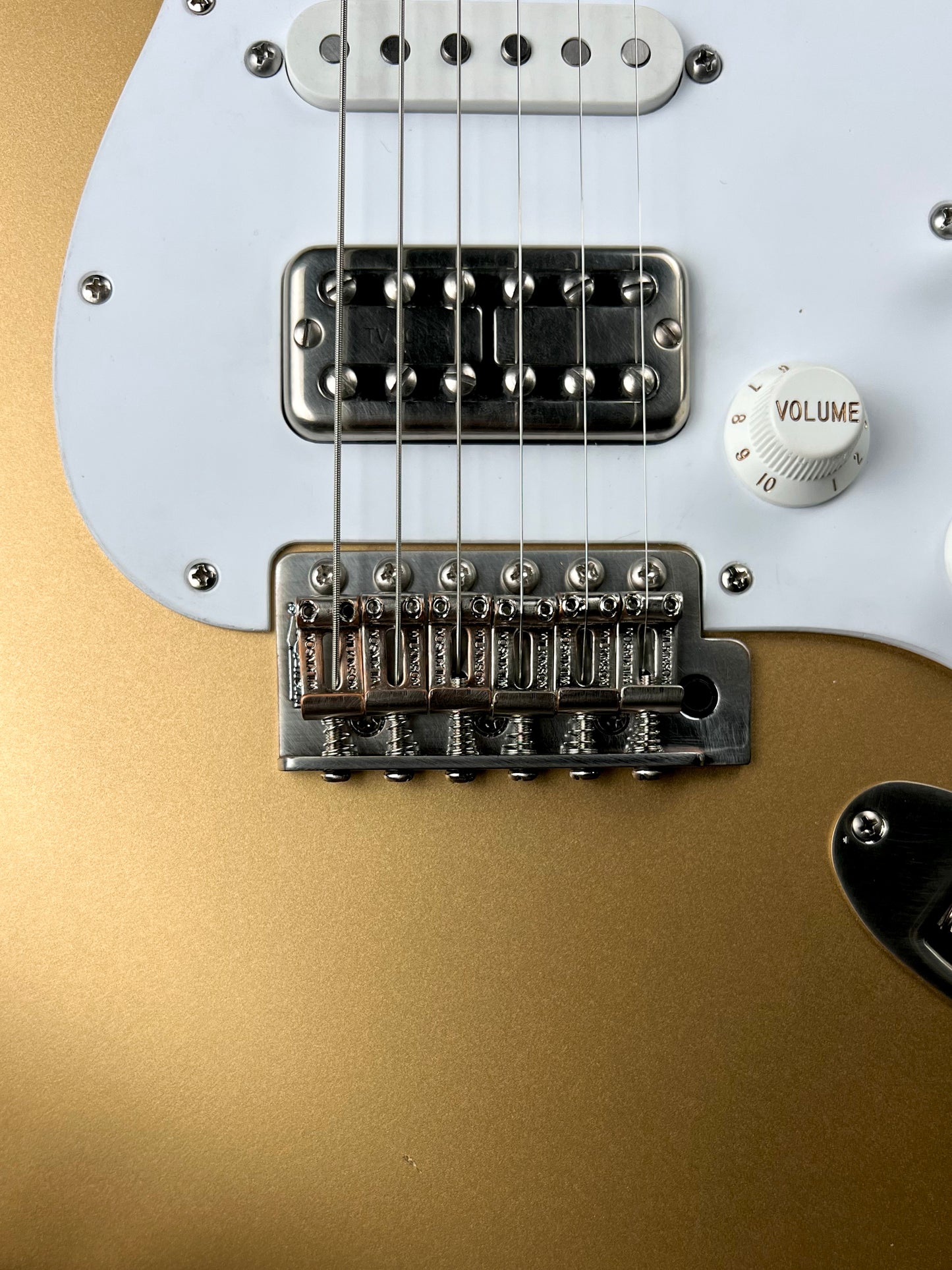 LSL Instruments Saticoy | Matte Gold Metallic