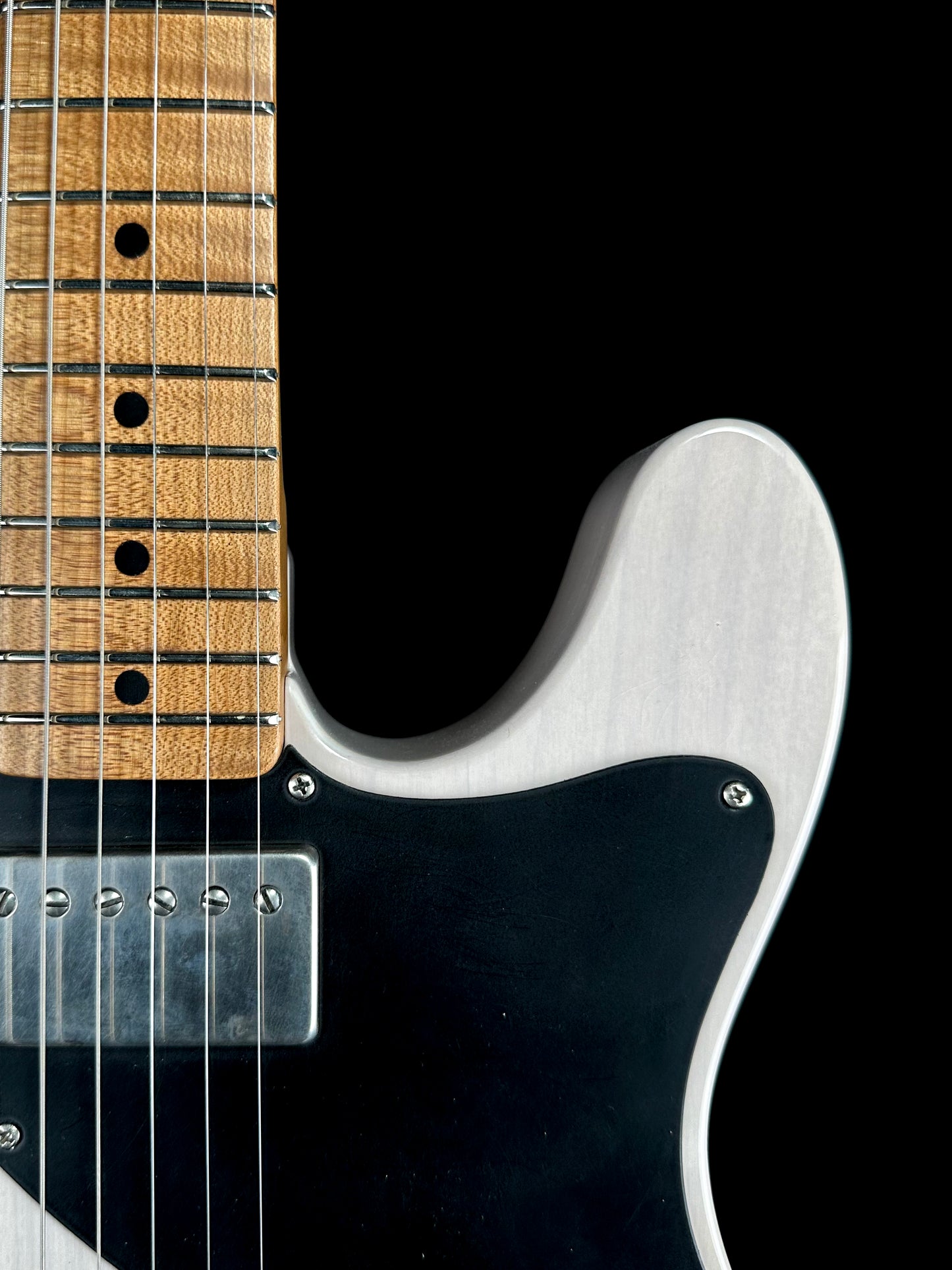LSL Instruments Bad Bone 2 | Vintage Cream