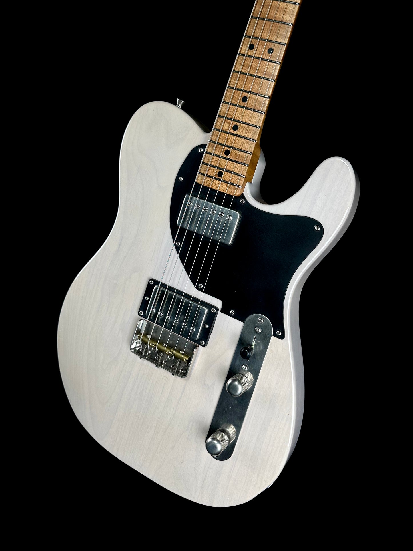 LSL Instruments Bad Bone 2 | Vintage Cream