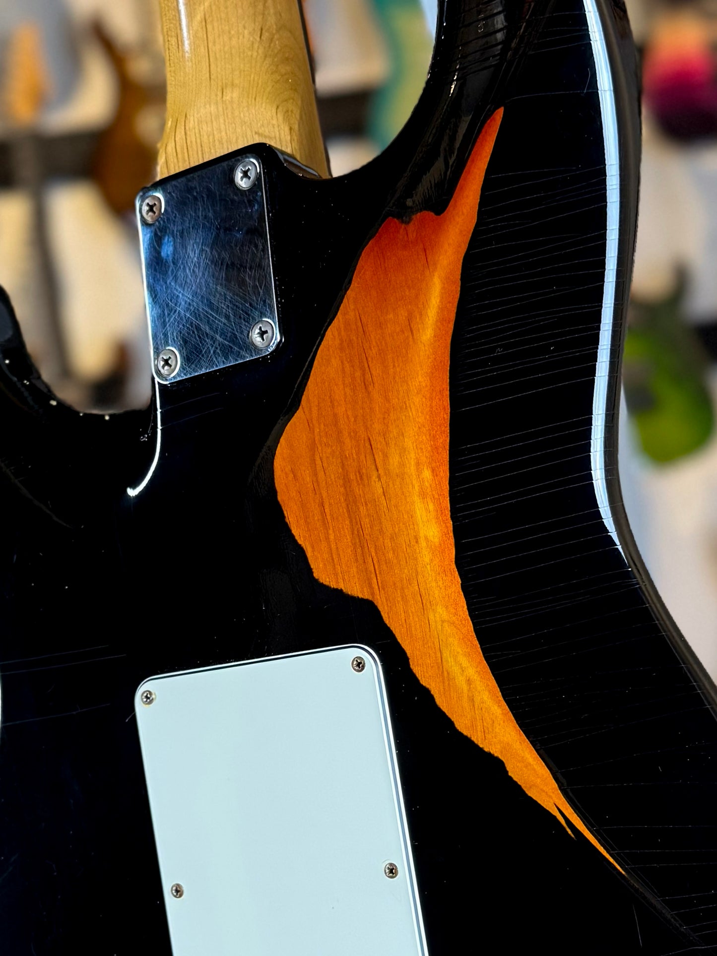 Suhr Classic S Antique | Black Over 3 Tone Burst (Pre-Owned)