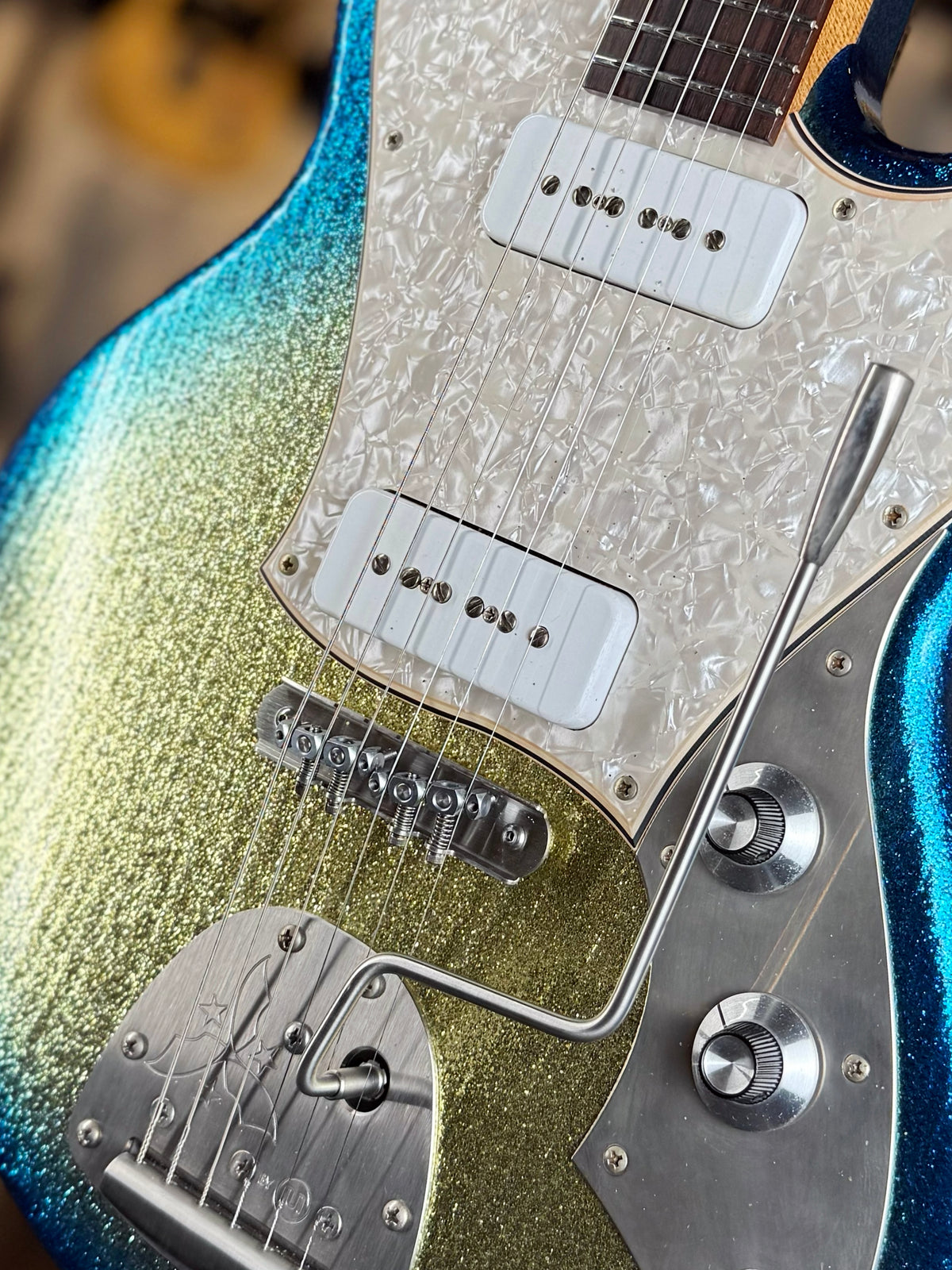 Novo Guitars Serus J Custom | Surfburst Sparkle