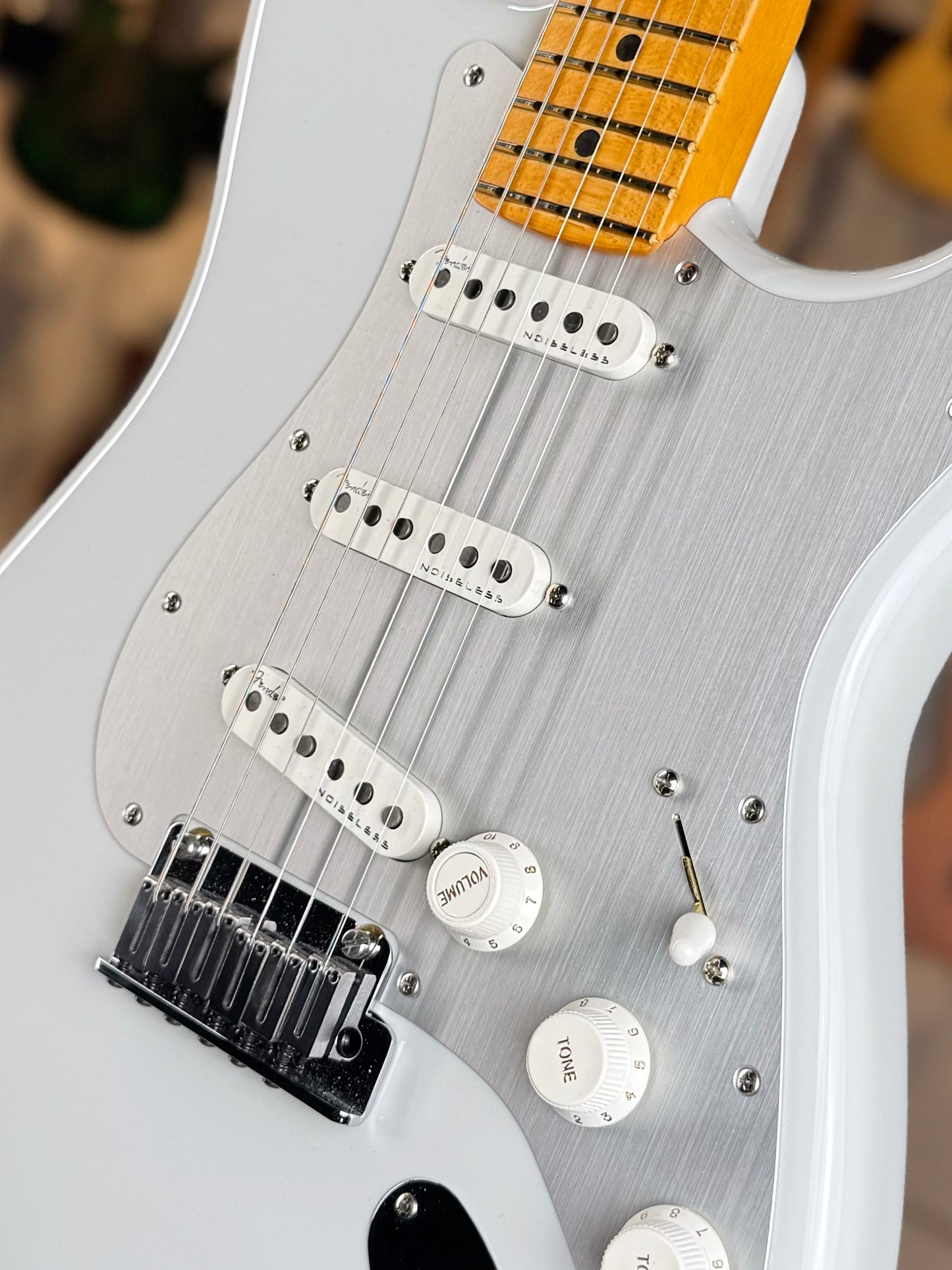 Fender American Ultra II Stratocaster | Avalanche