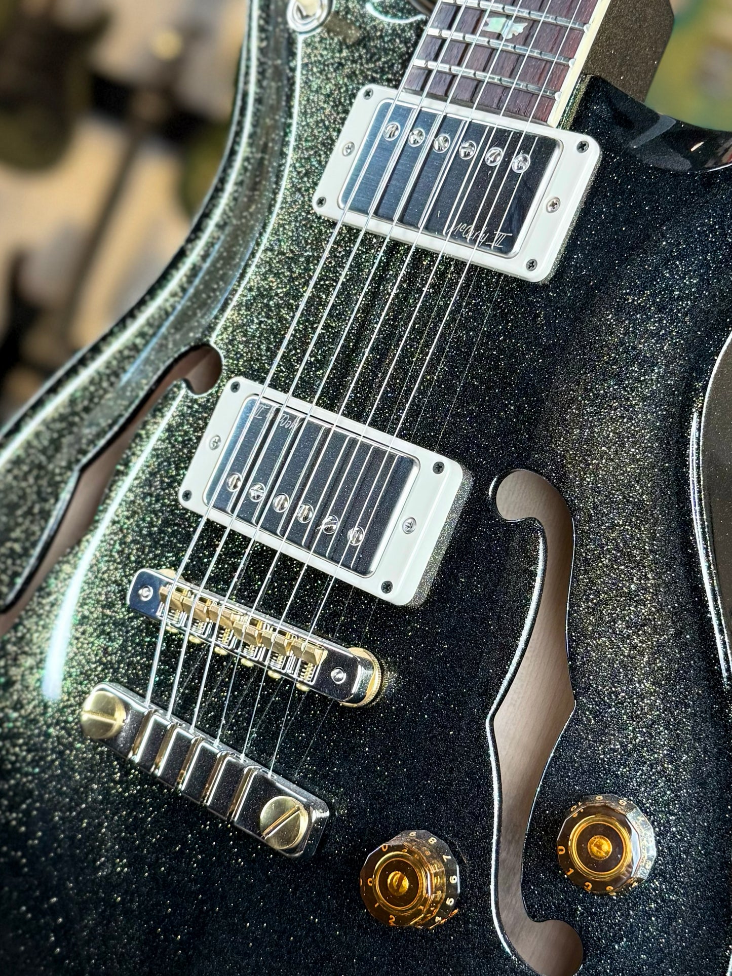 PRS McCarty 594 Hollowbody II Sprayer's Choice | Gold Green Sparkle