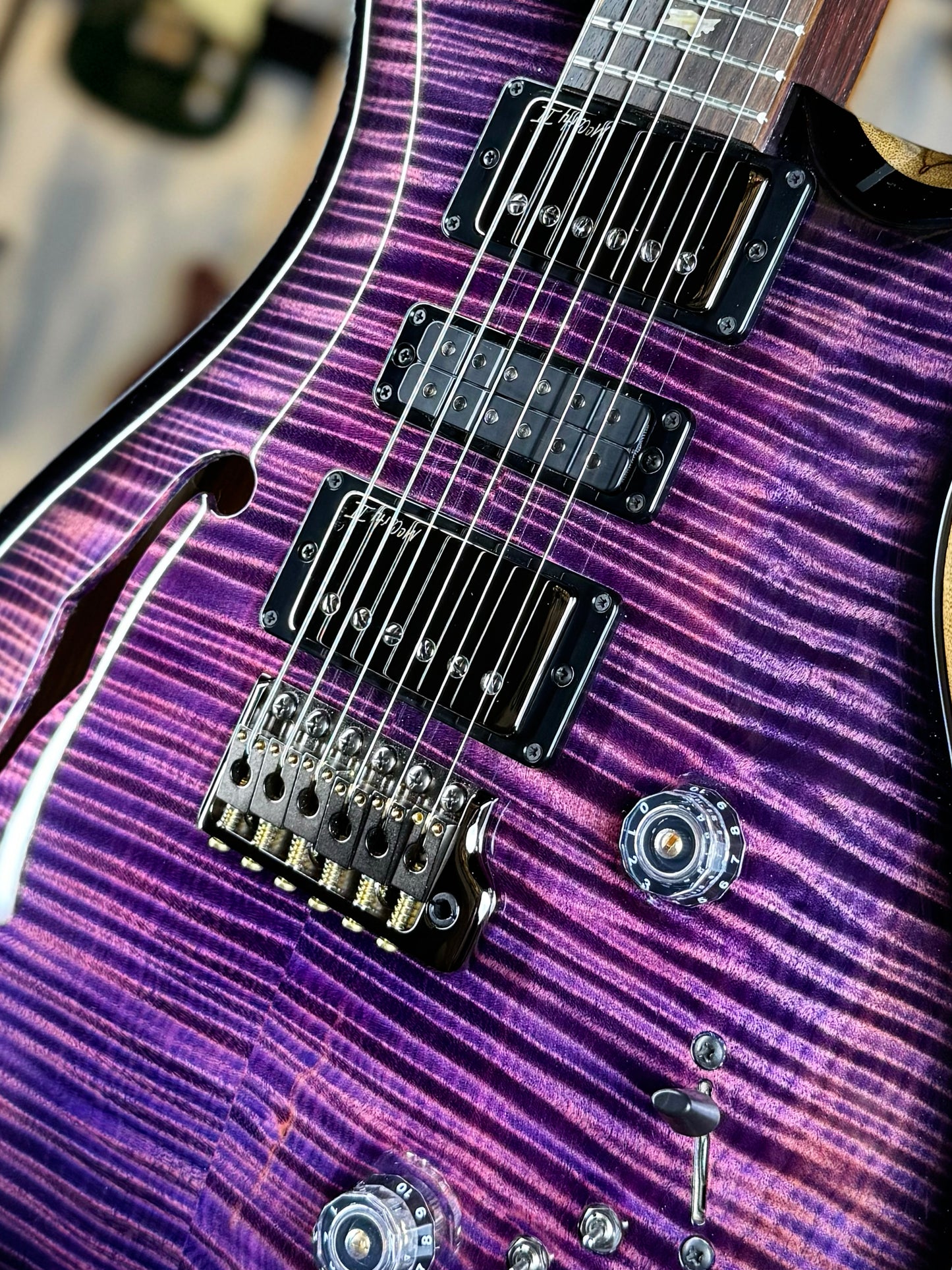 PRS Special Semi-Hollow Wood Library "Artist Top" | Fuschia Burst