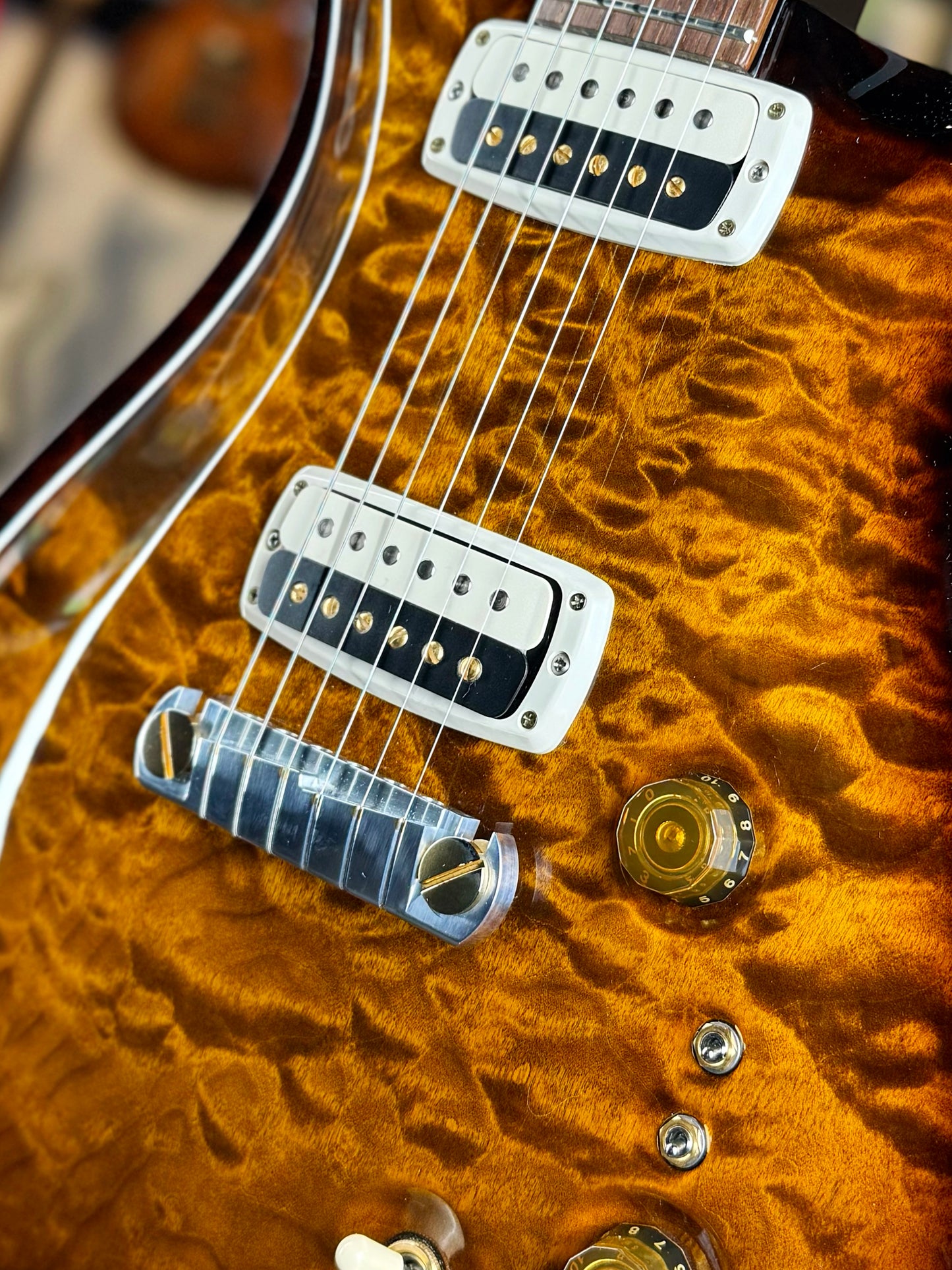 PRS Paul's Guitar "10 Top/One-Piece Top" Brazilian Rosewood | Black Gold Burst (Pre-Owned)