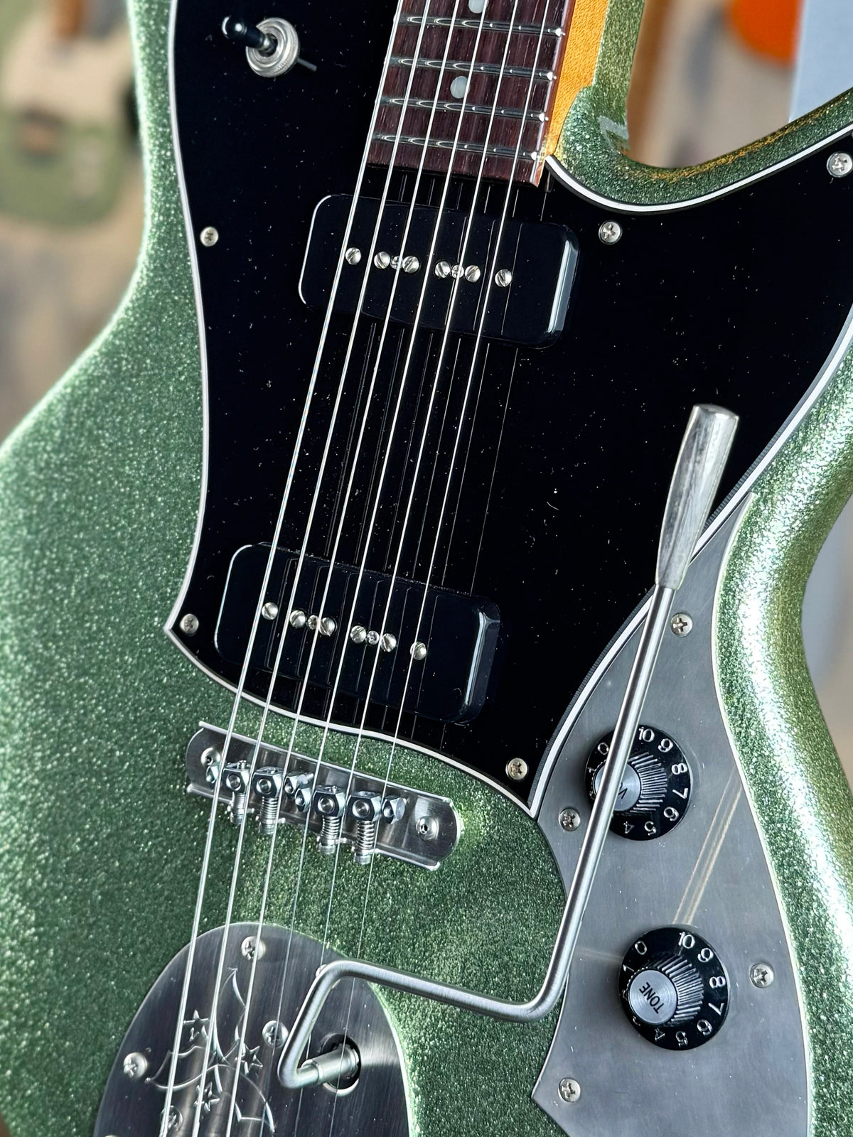 Novo Guitars Serus J Custom | Coke Bottle Green Sparkle