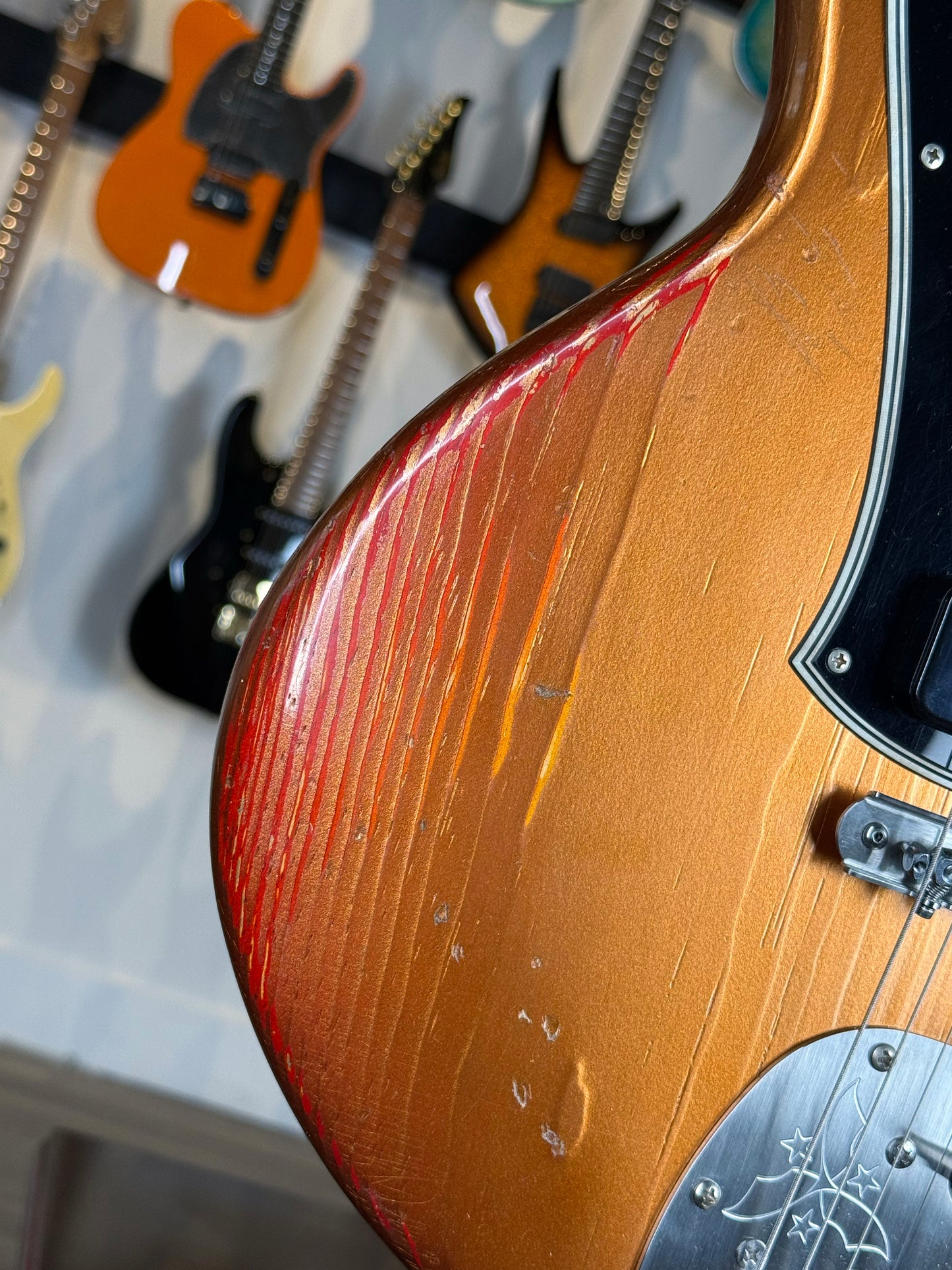 Novo Guitars Serus J Custom | Aztec Gold Over Cherry Burst