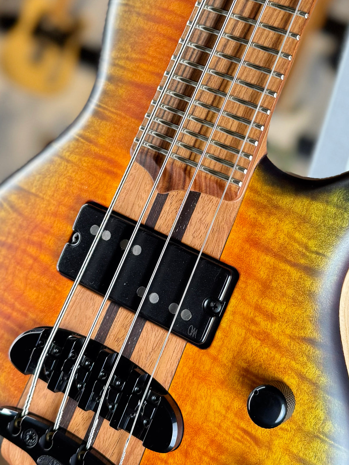 Mayones Cali 4 | Amber Olive Burst Custom Color