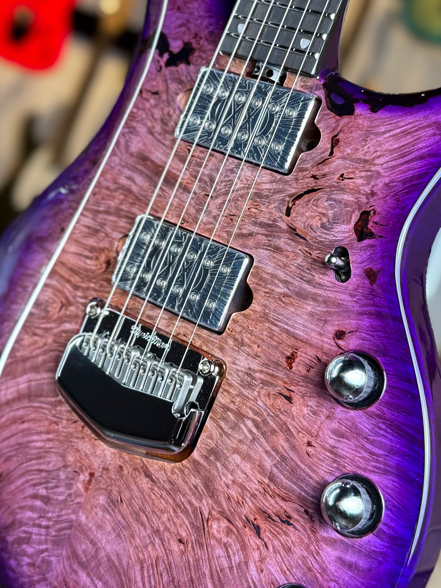 Ernie Ball Music Man Majesty 6 BFR | Wolf's Bane