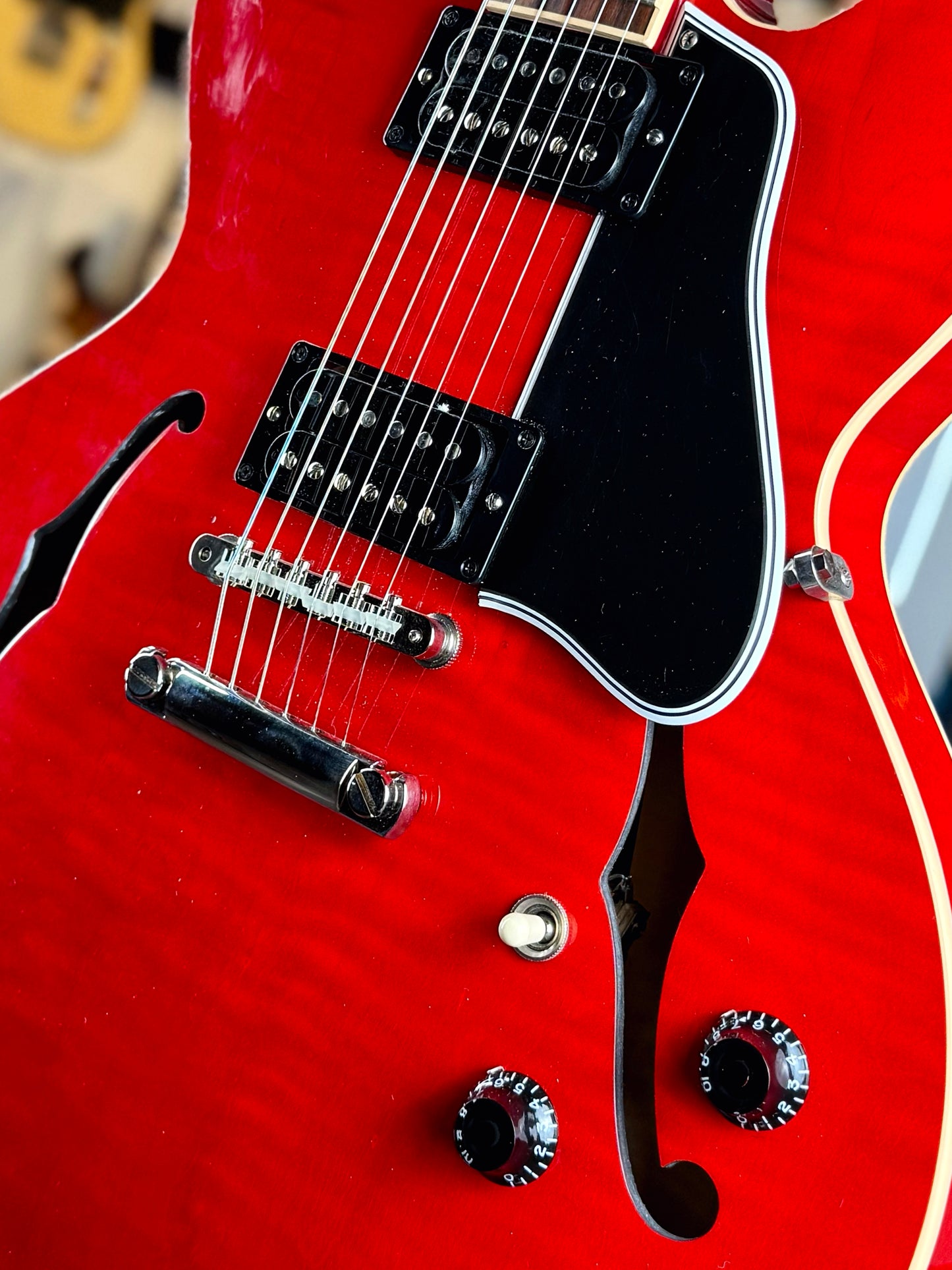 Gibson Custom Shop ES-335 | Cherry Red Flame Maple
