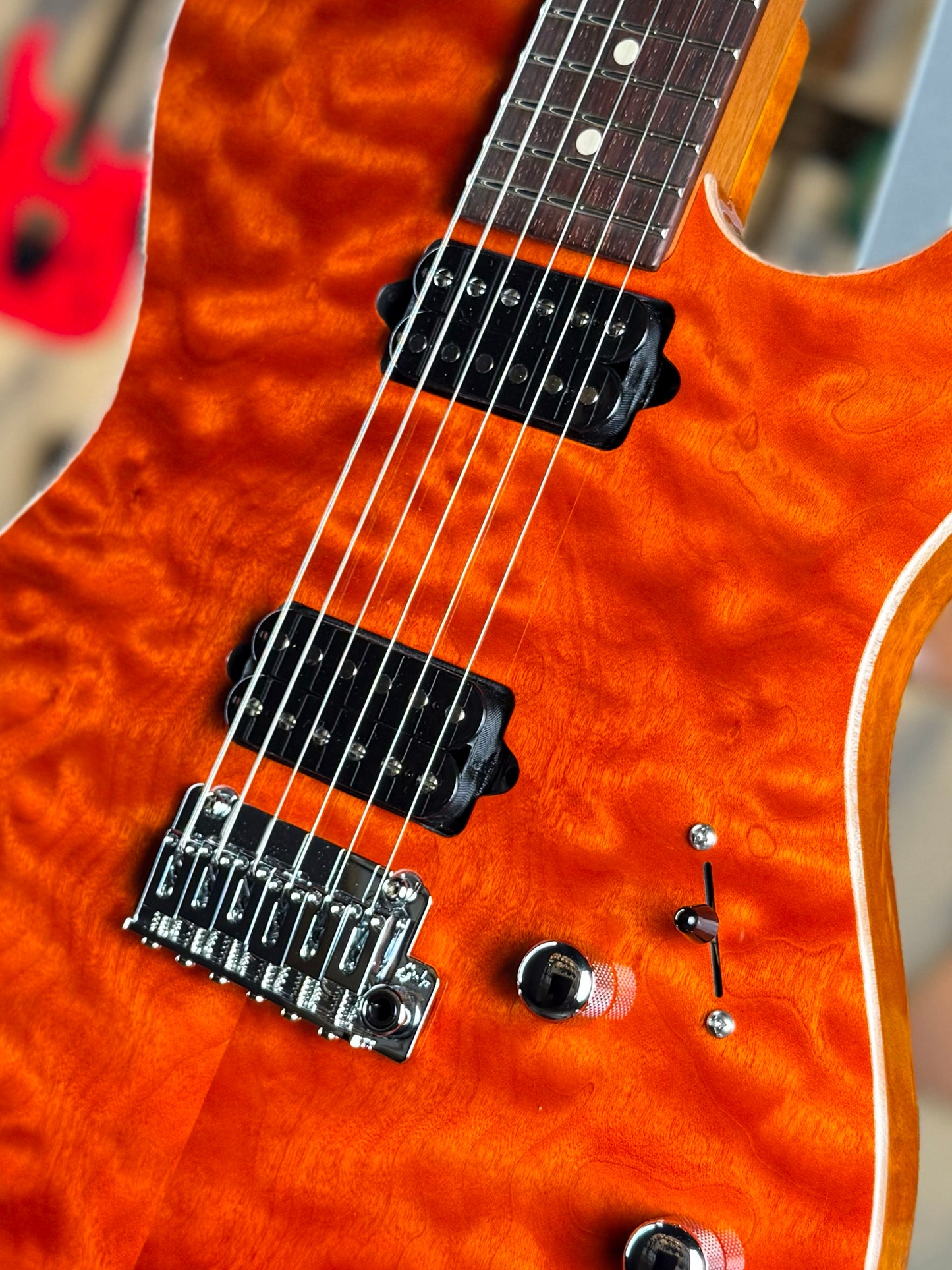 Suhr Oso Short-Scale | Custom Orange Stain
