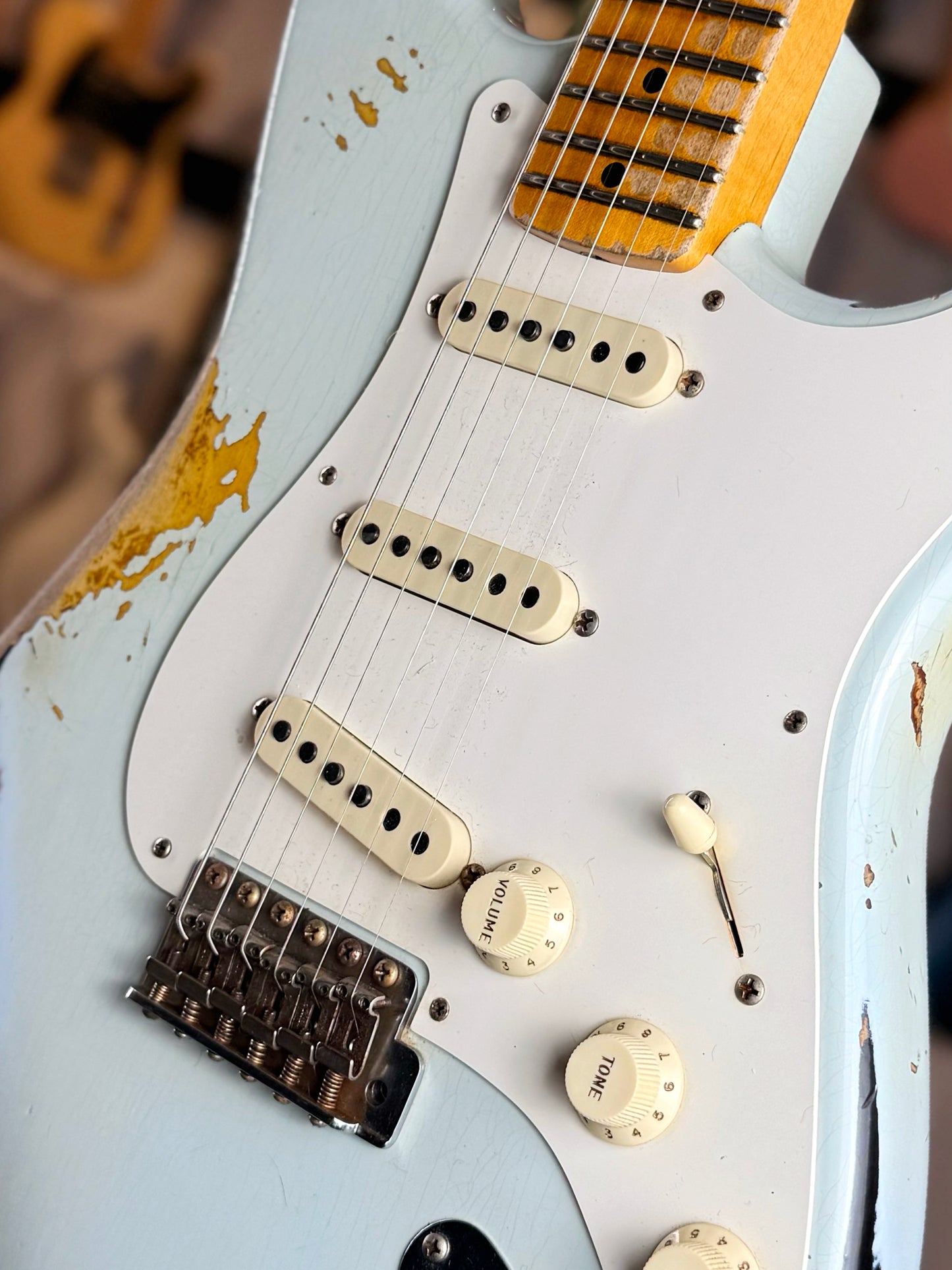Fender Custom Shop Stratocaster '58 NAMM Limited Edition | Super Faded Aged Sonic Blue Over 2 Color Sunburst