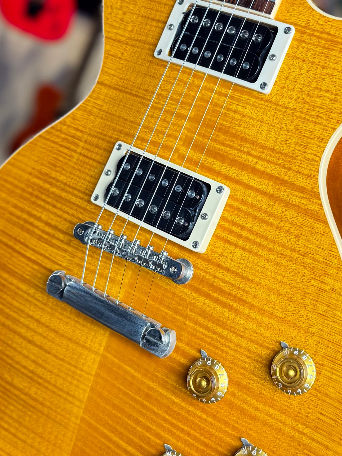 Gibson Les Paul Classic Premium Plus (Good Wood Era) | Lemon