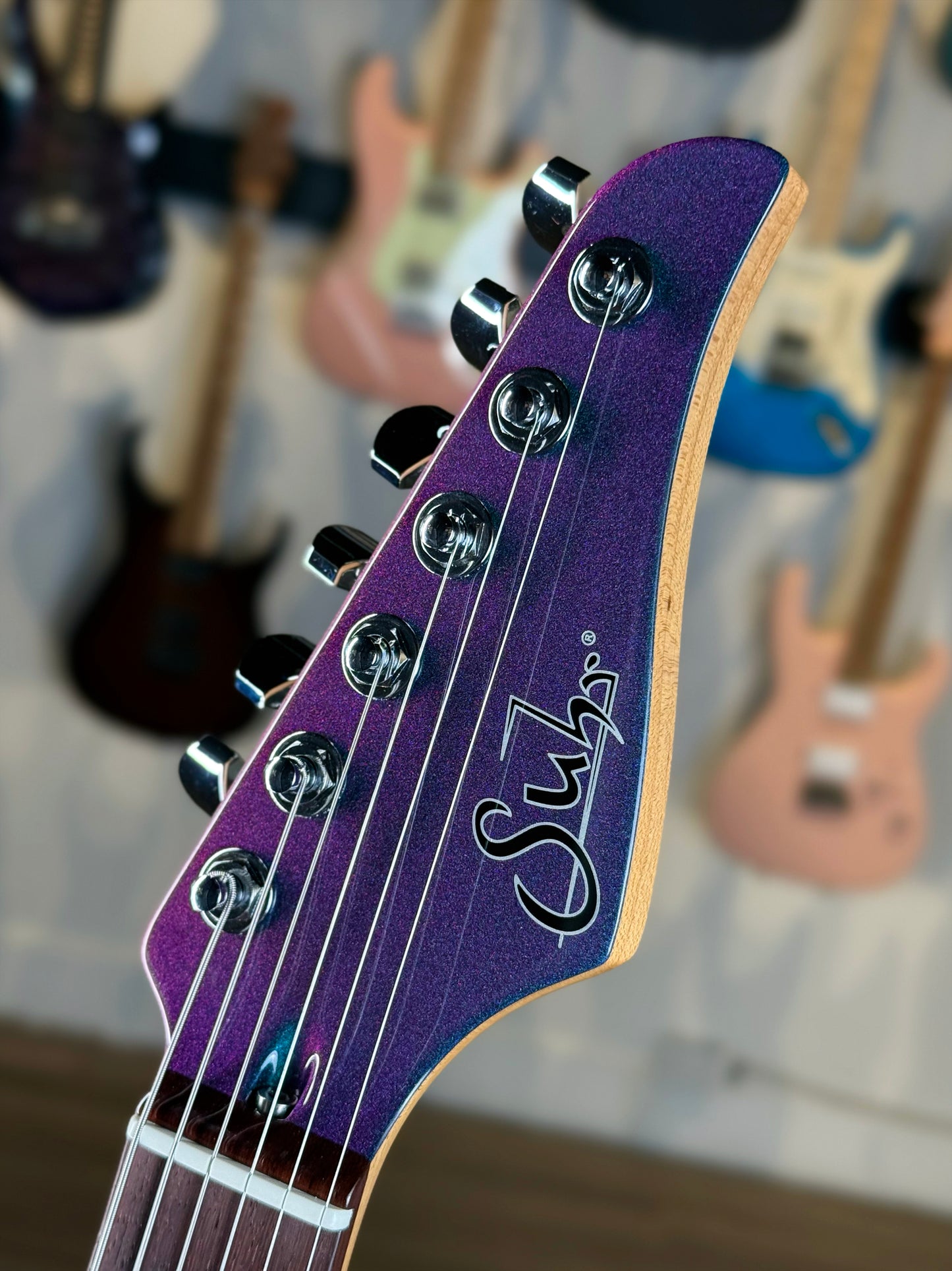 Suhr Modern Custom | Prism
