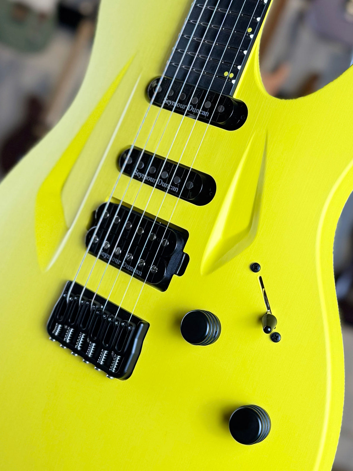 Aristides 060R | R Yellow